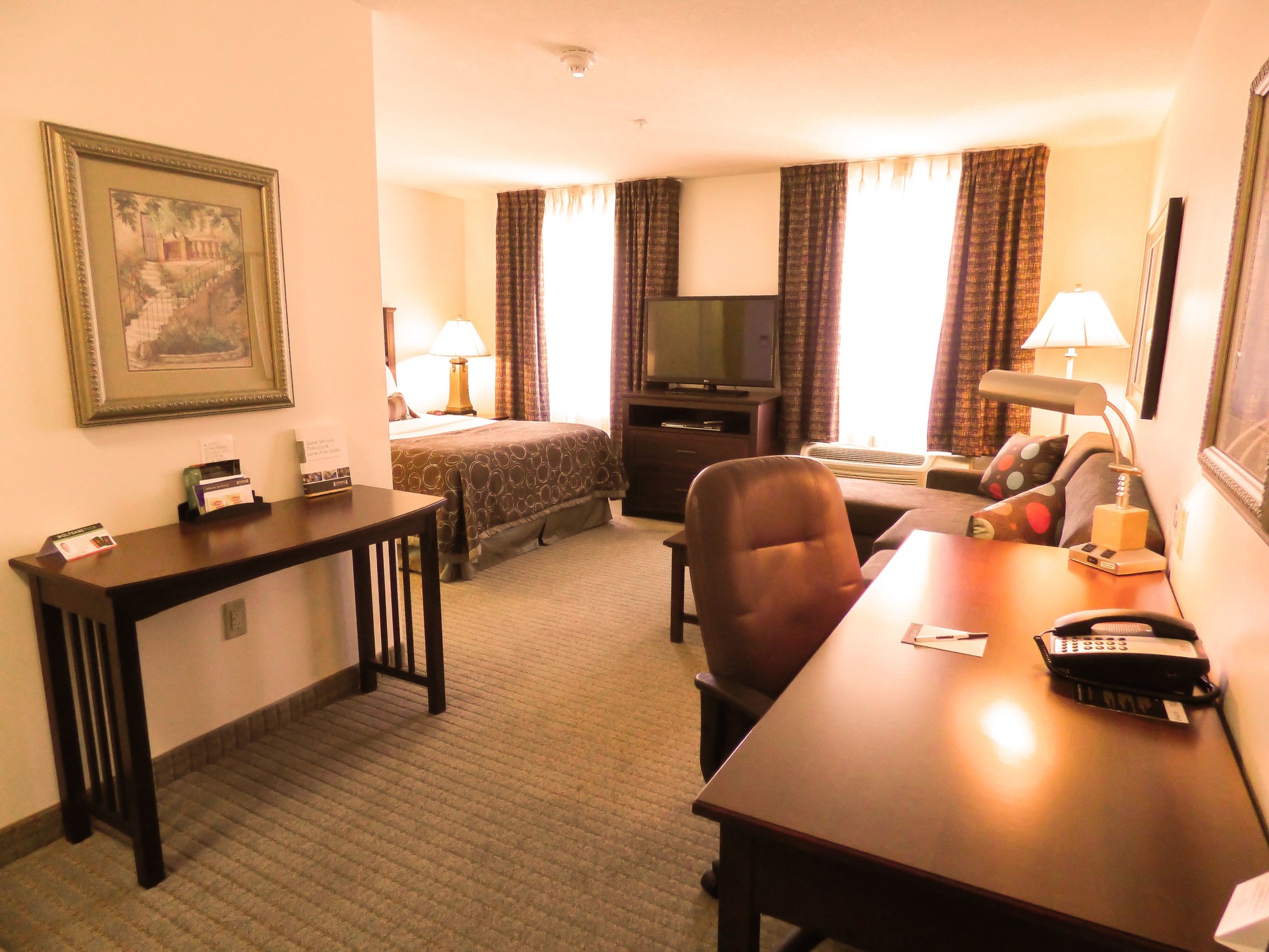 Staybridge Suites Detroit - Novi