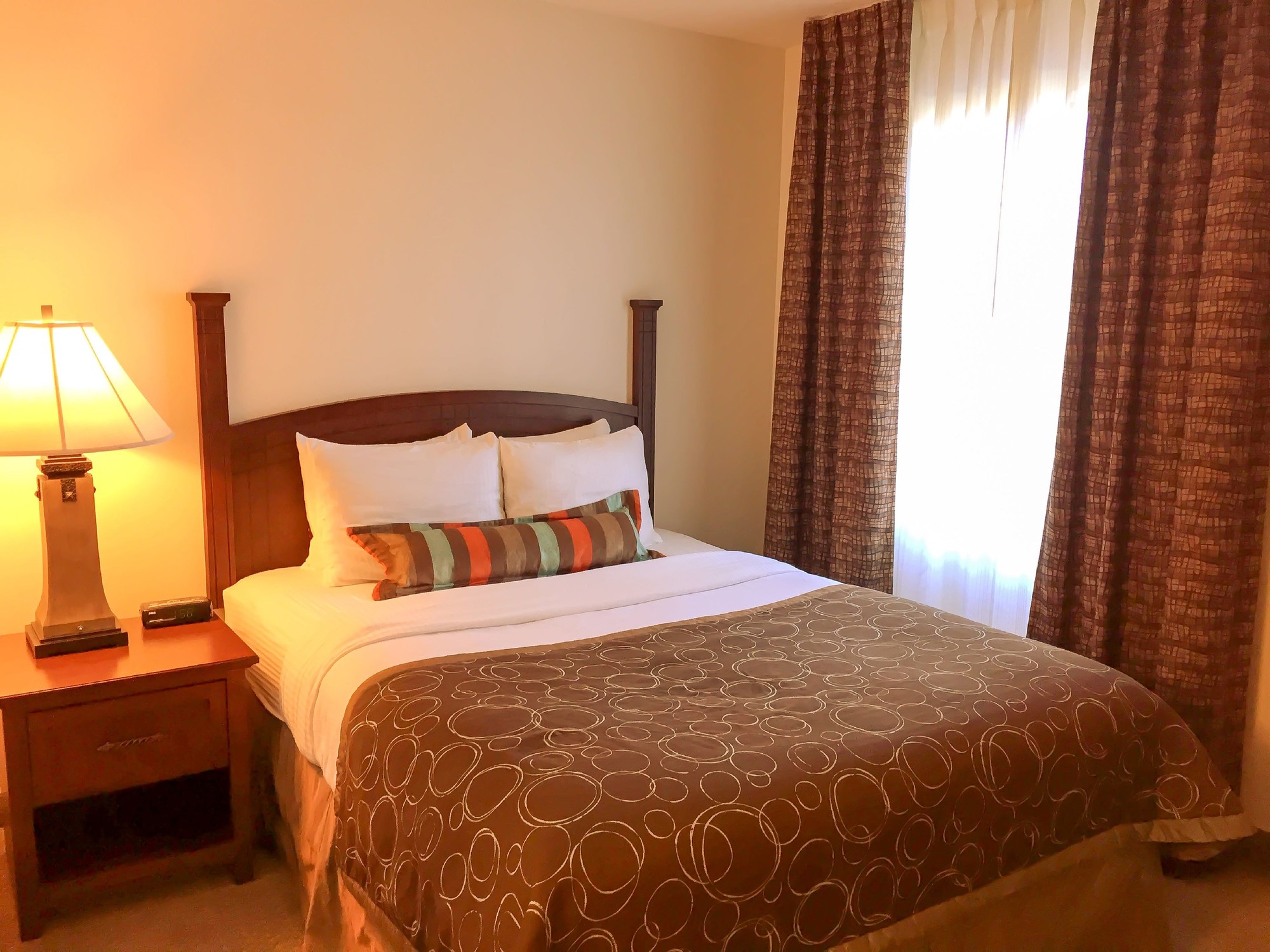 Staybridge Suites Detroit - Novi