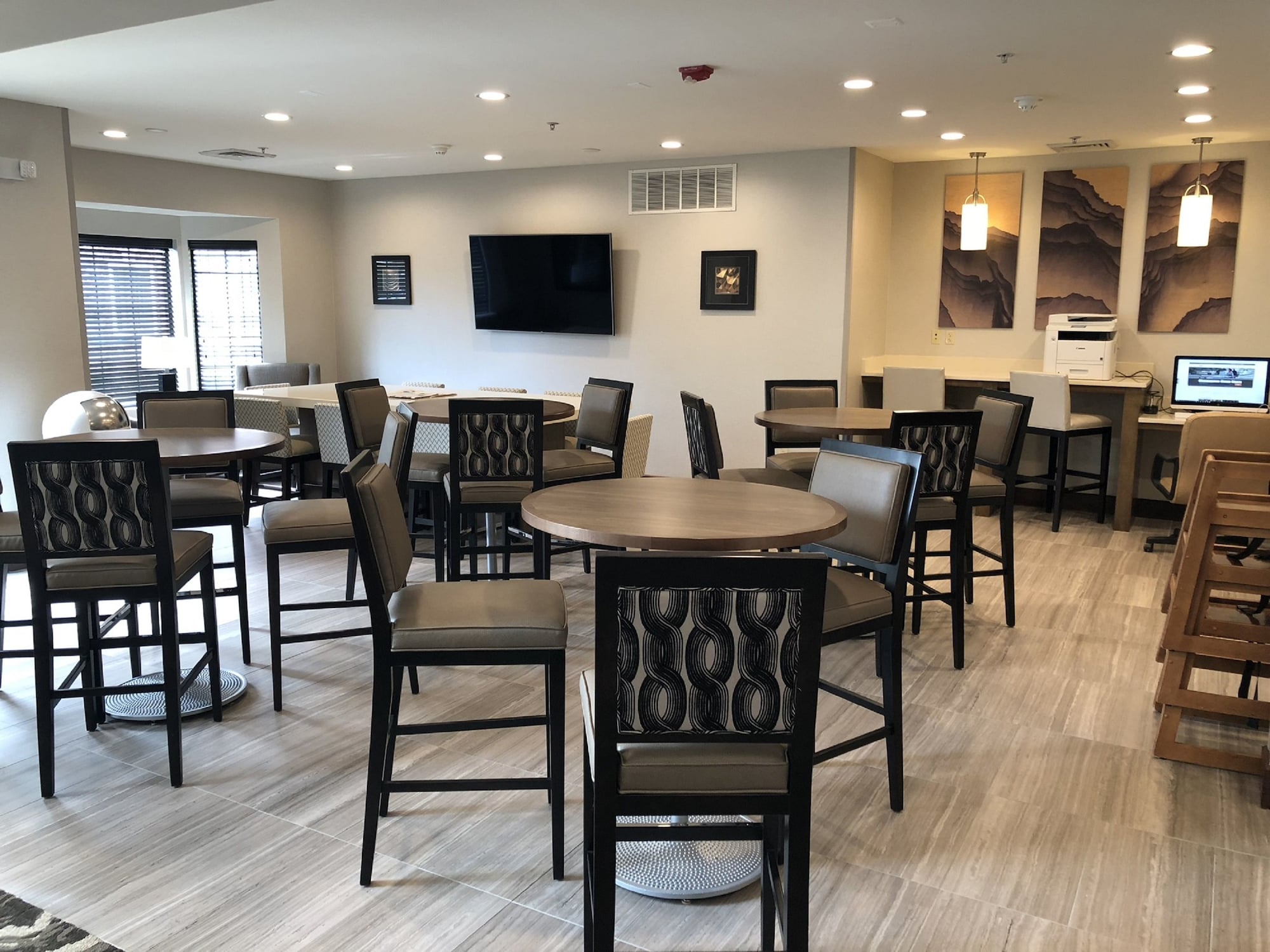 Staybridge Suites Detroit - Novi
