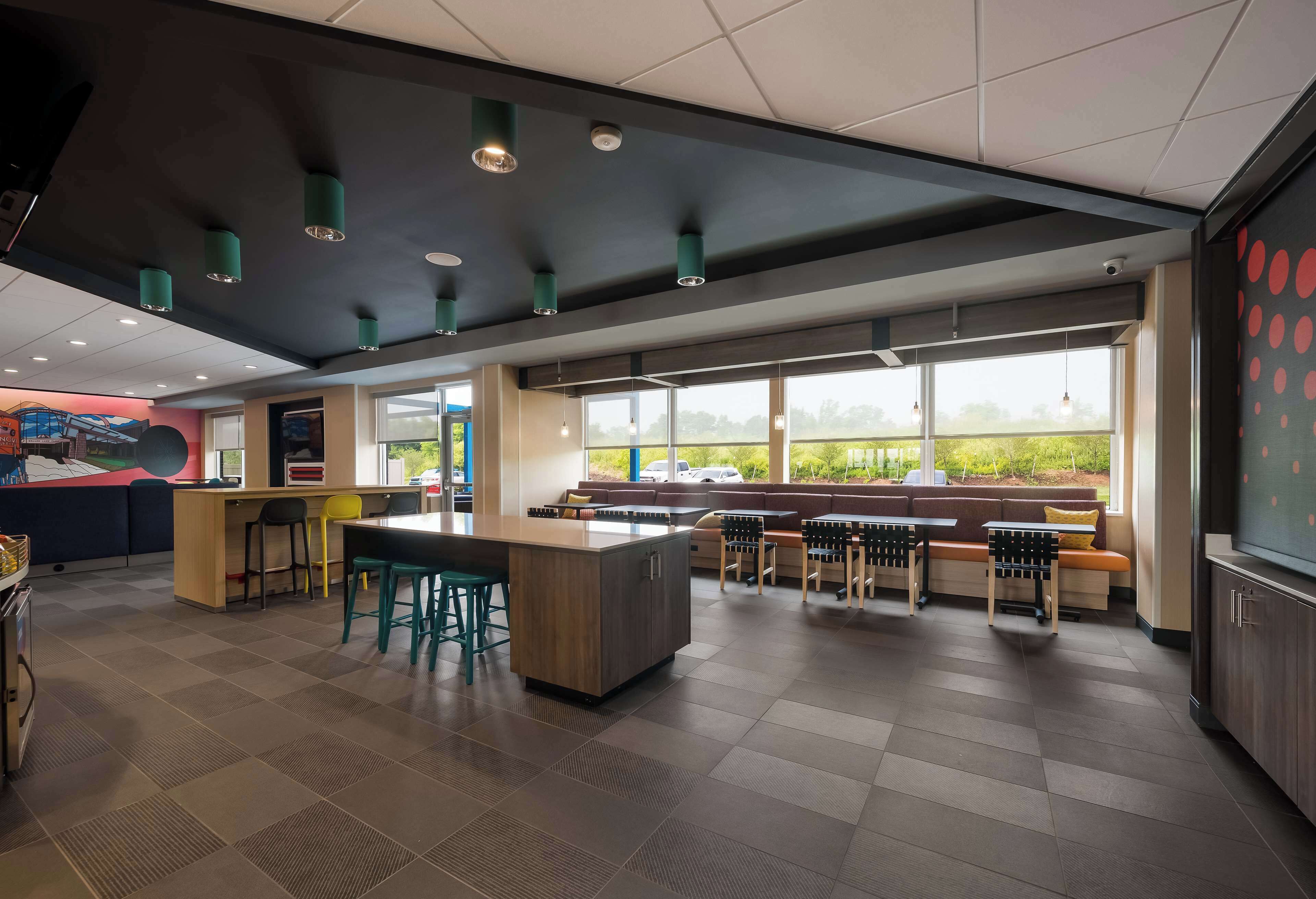 Tru By Hilton Novi Detroit