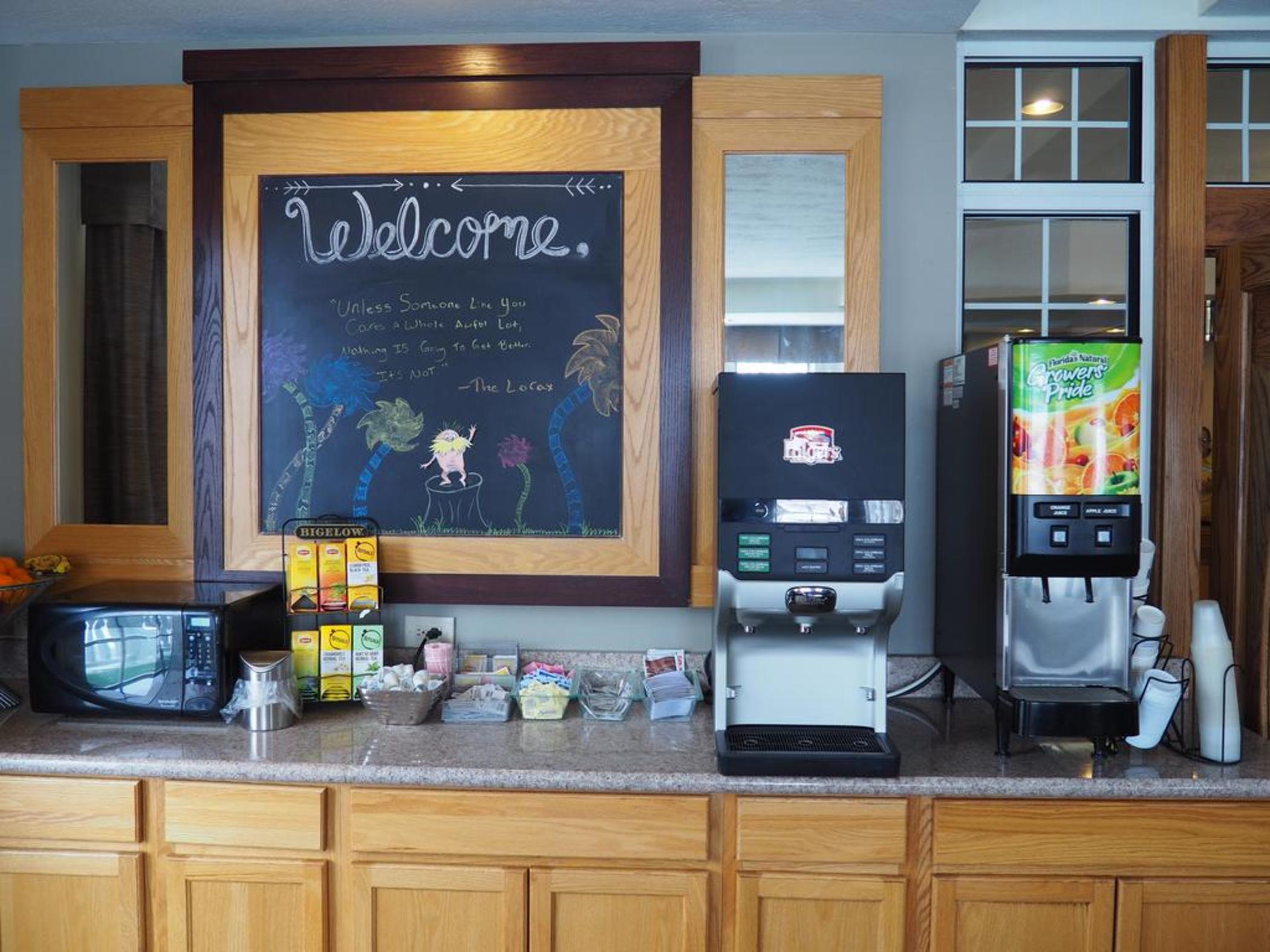 Days Inn by Wyndham Petoskey