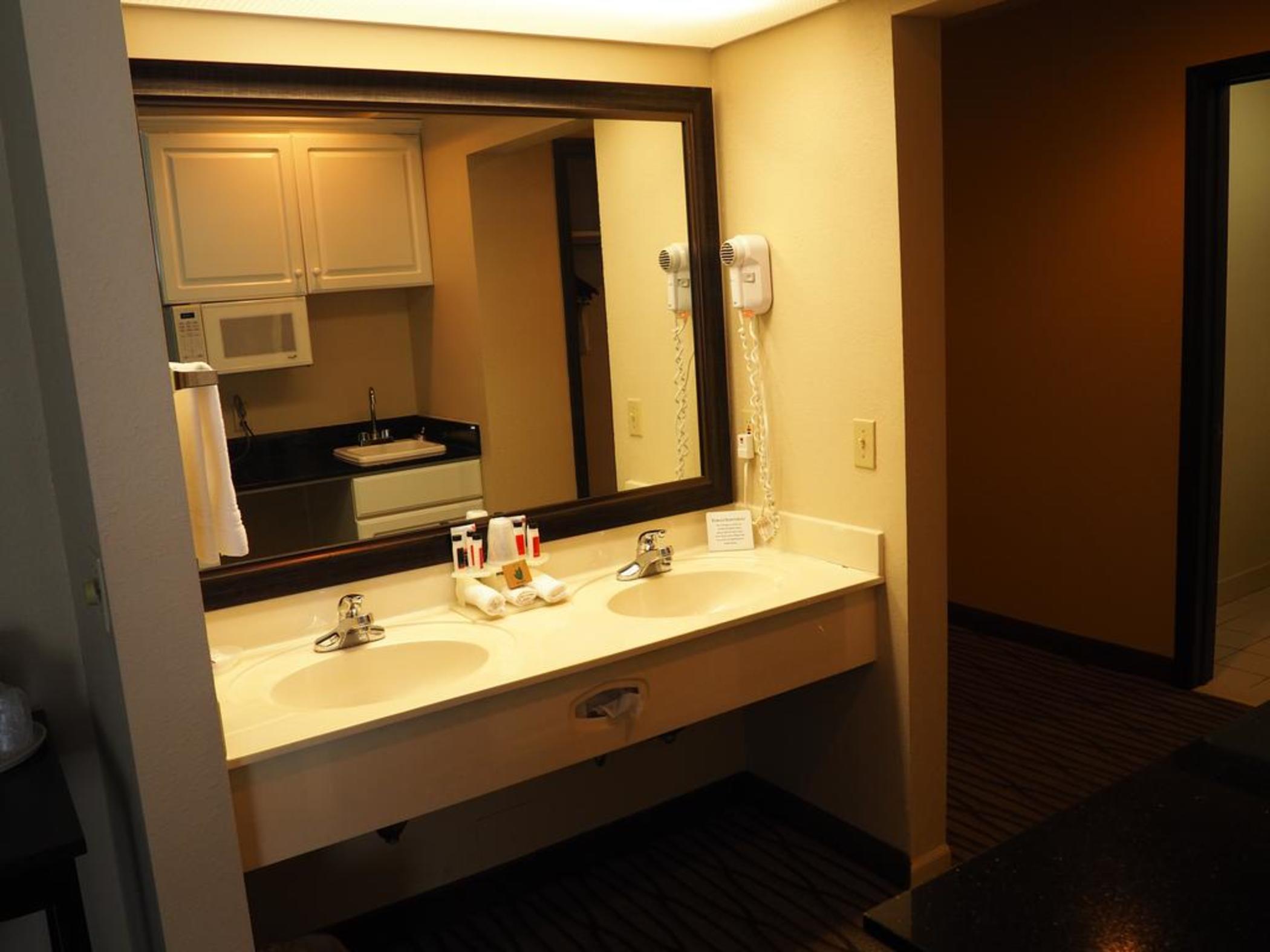 Days Inn by Wyndham Petoskey