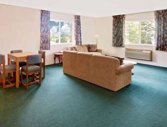 AmericInn by Wyndham Petoskey