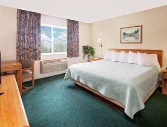 AmericInn by Wyndham Petoskey