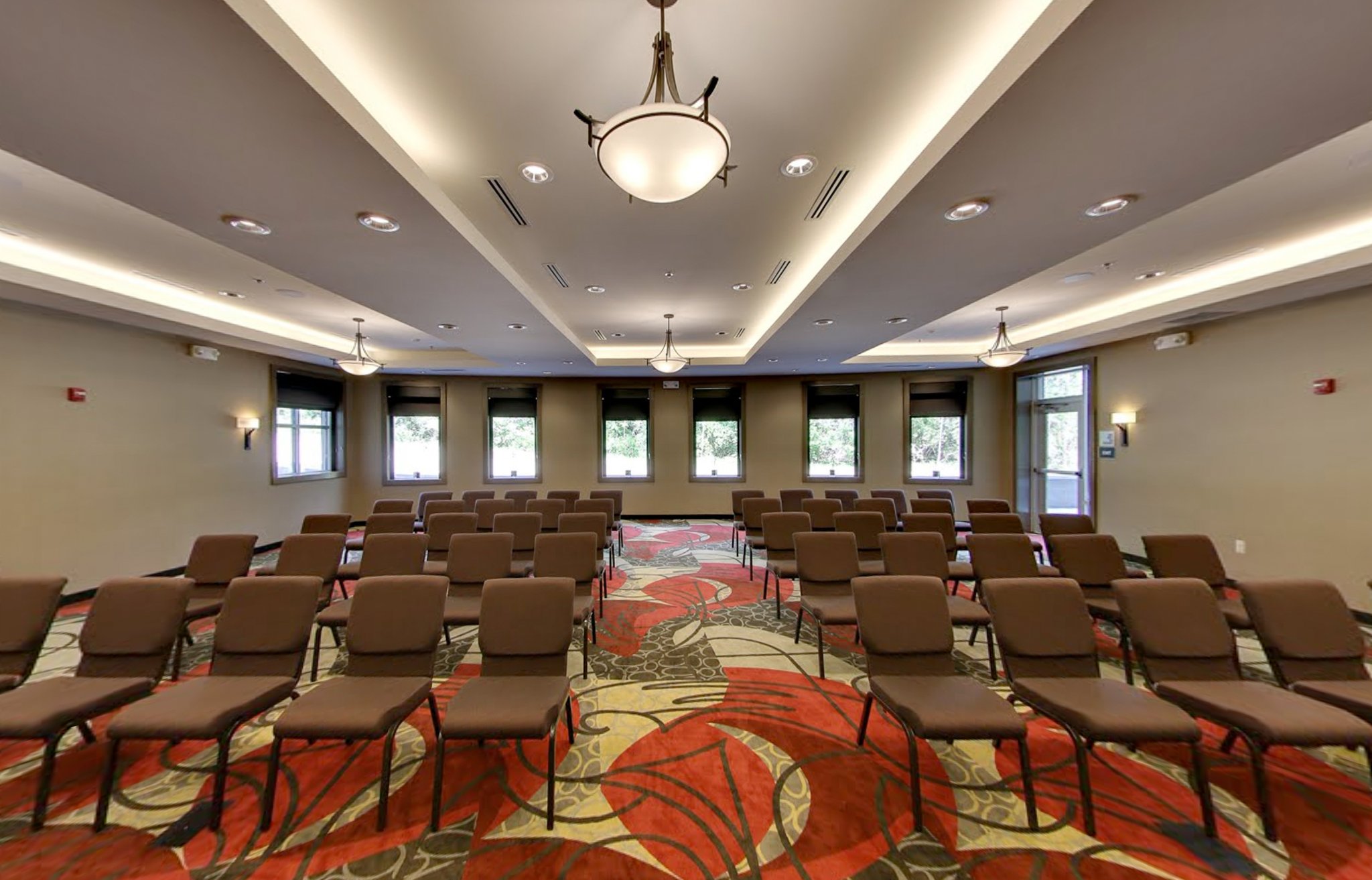 Holiday Inn Express & Suites Plymouth Ann Arbor Area