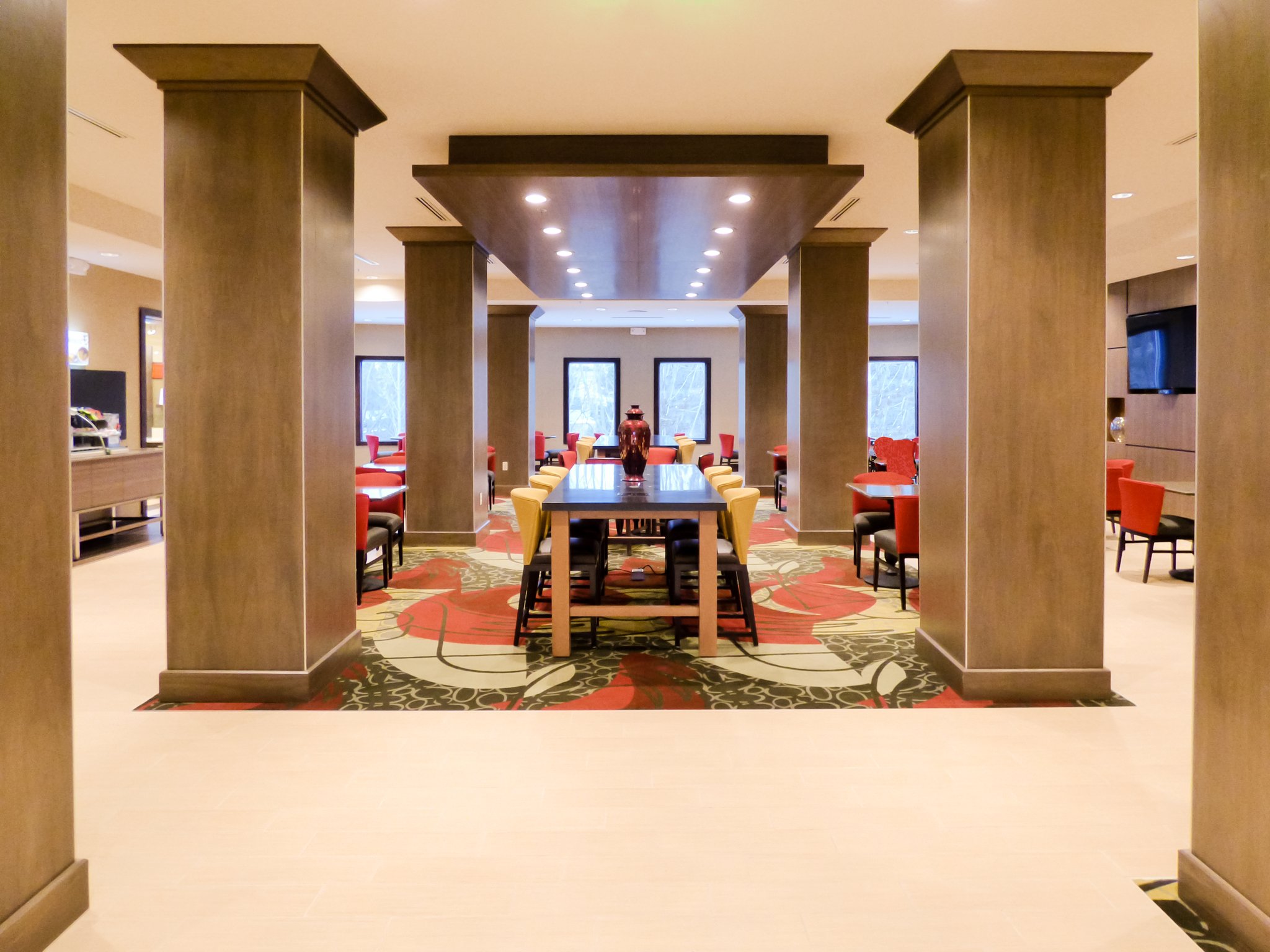 Holiday Inn Express & Suites Plymouth Ann Arbor Area