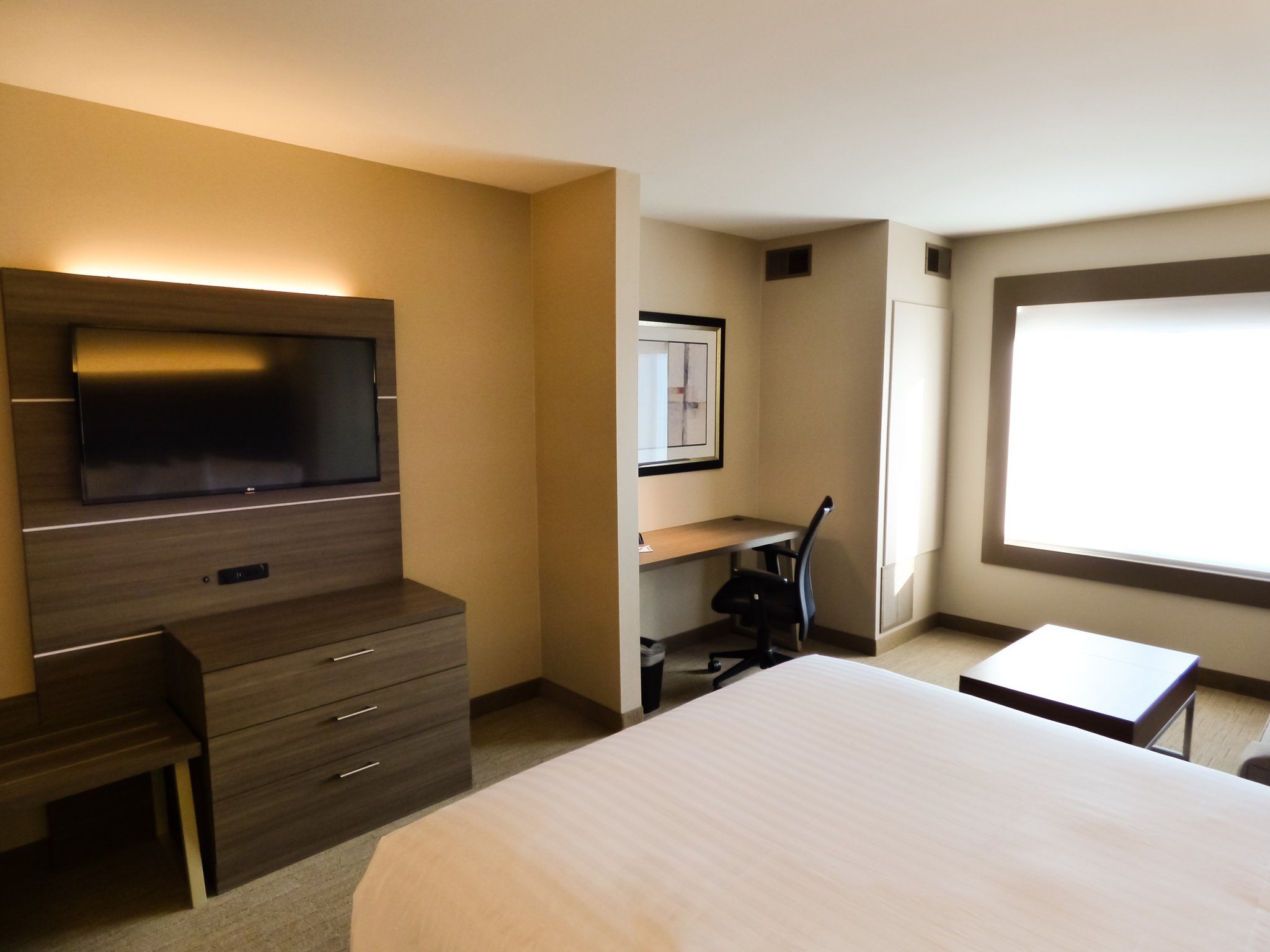 Holiday Inn Express & Suites Plymouth Ann Arbor Area