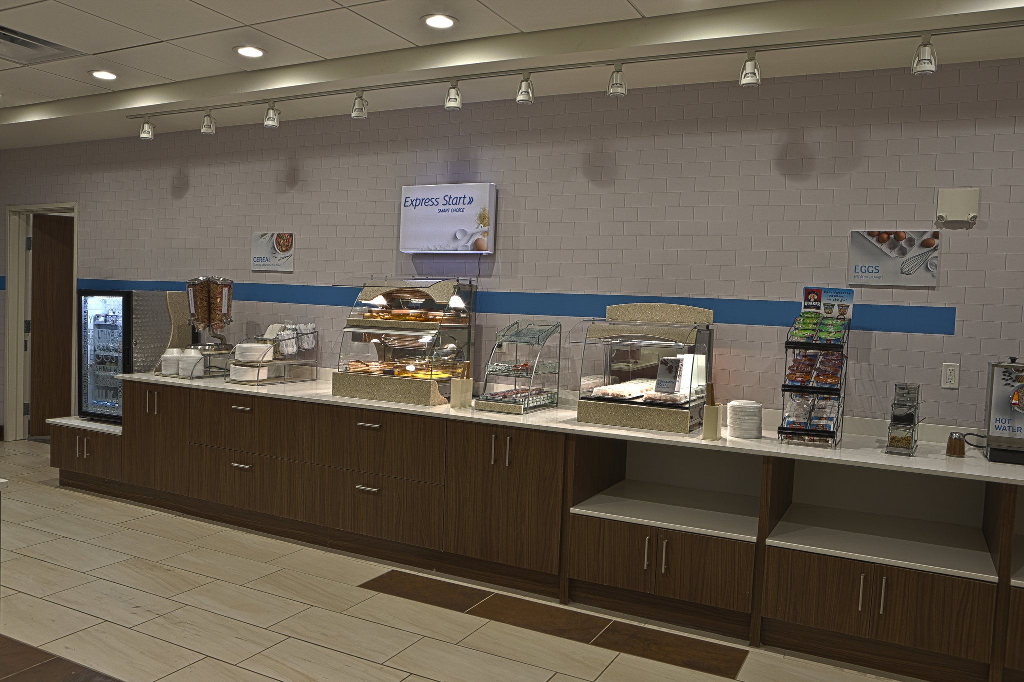 Holiday Inn Express & Suites Rochester Hills - Detroit Area