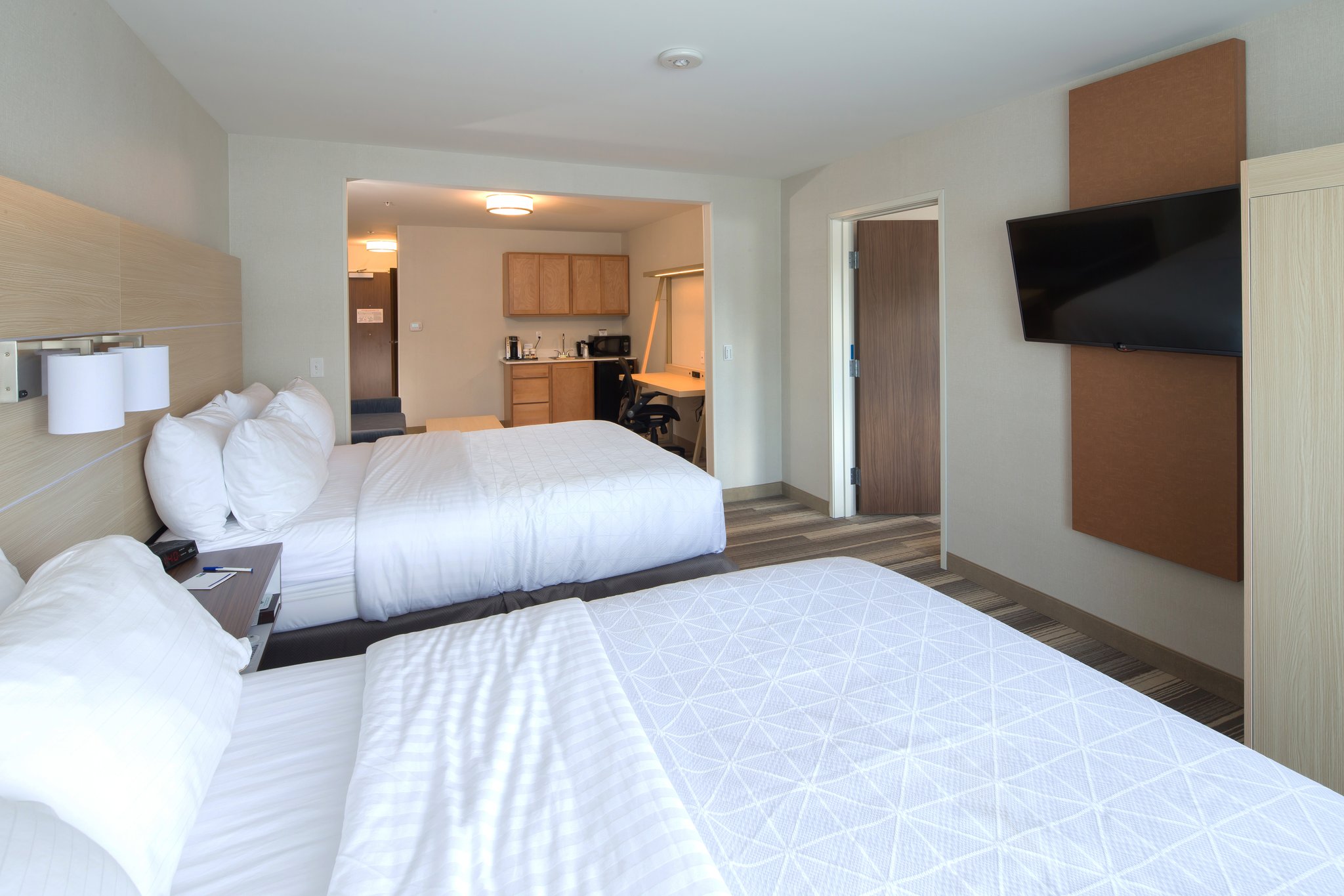 Holiday Inn Express & Suites Rochester Hills - Detroit Area
