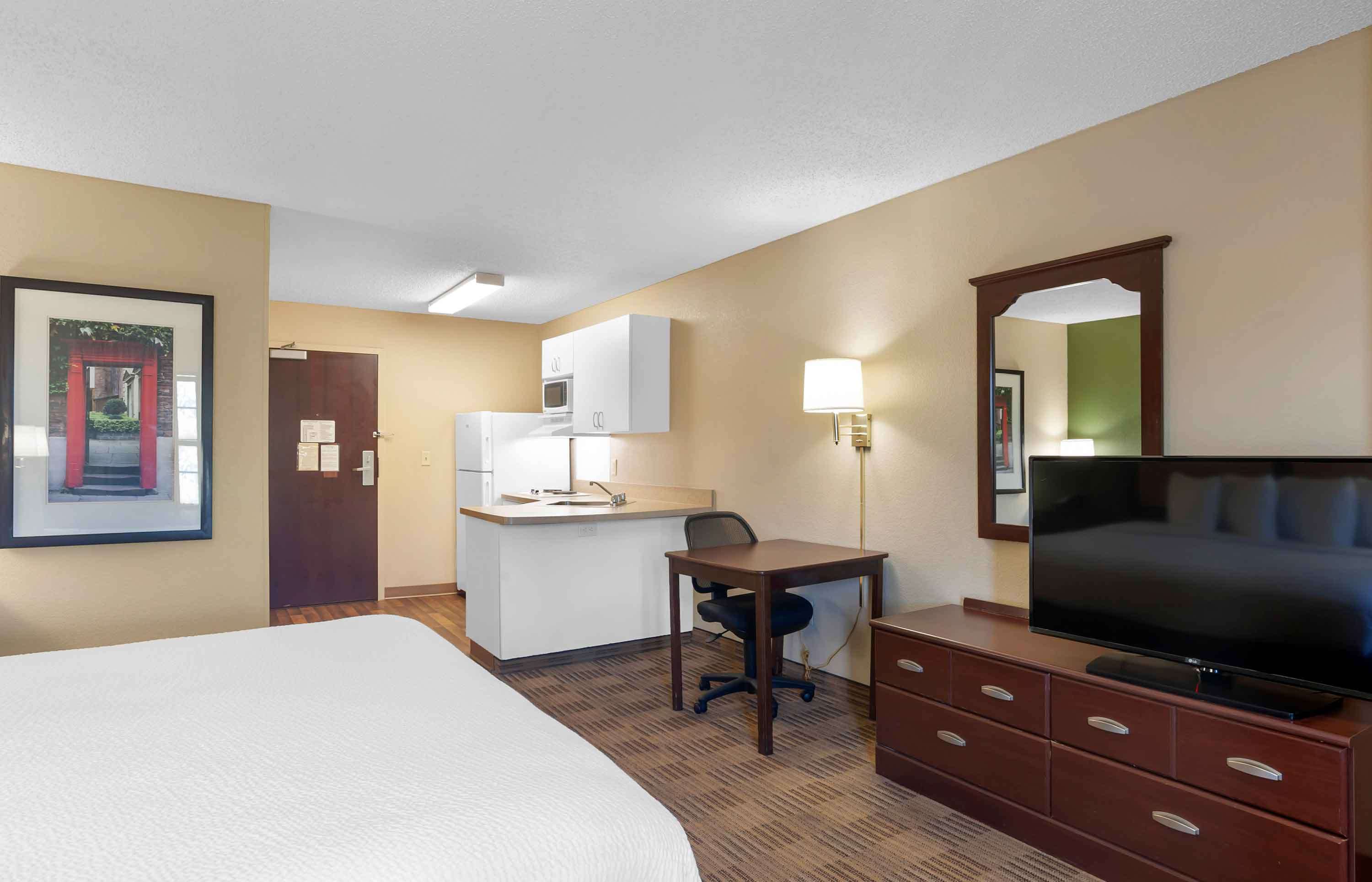 Extended Stay America Detroit Metropolitan Airport