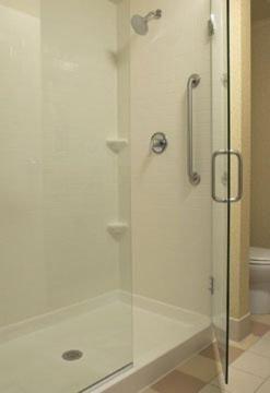 Fairfield Inn and Suites by Marriott Detroit Metropolitan Airport