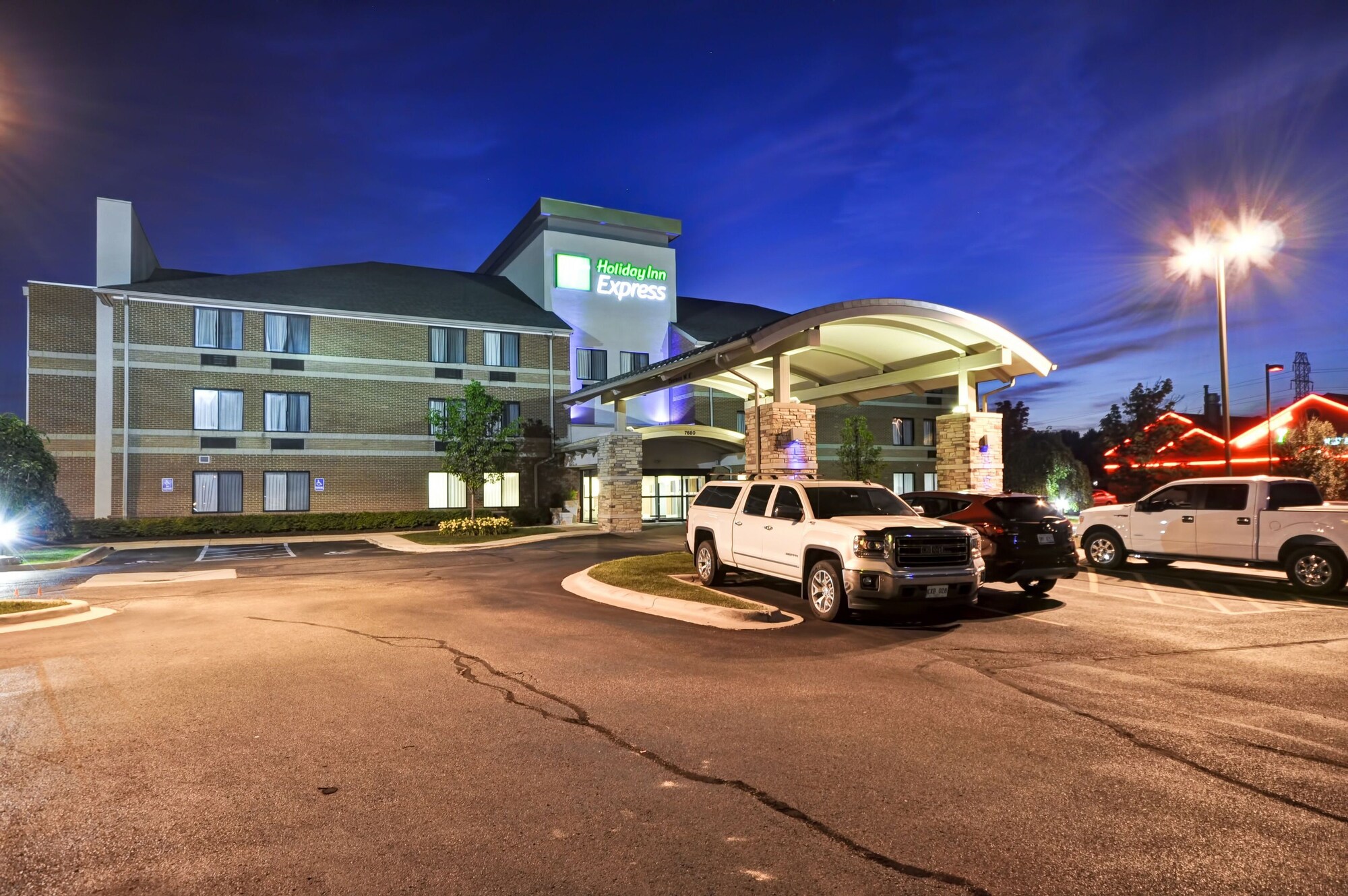 Holiday Inn Express Romulus / Detroit Airport