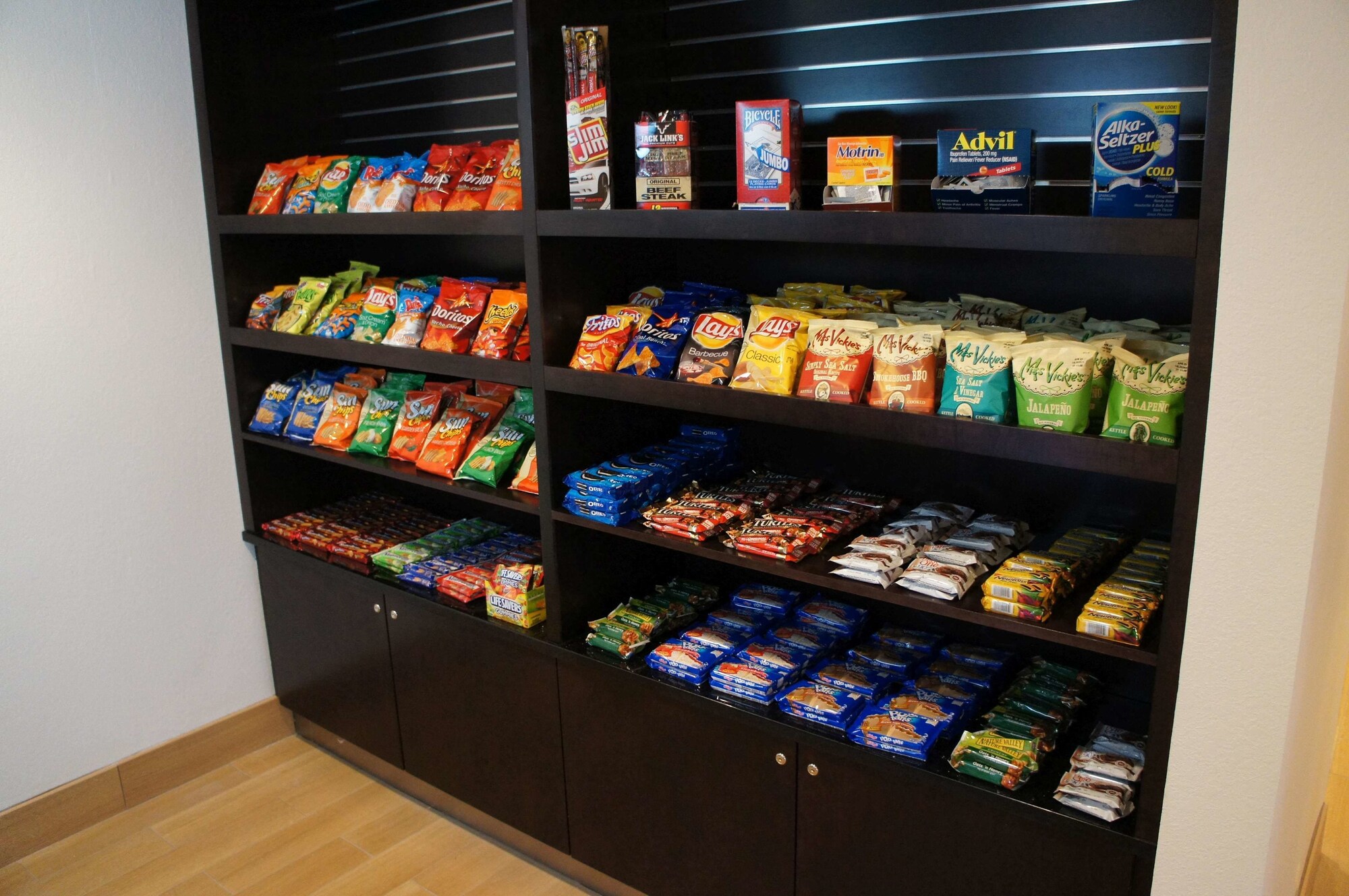 La Quinta Inn & Suites Detroit Metro Airport