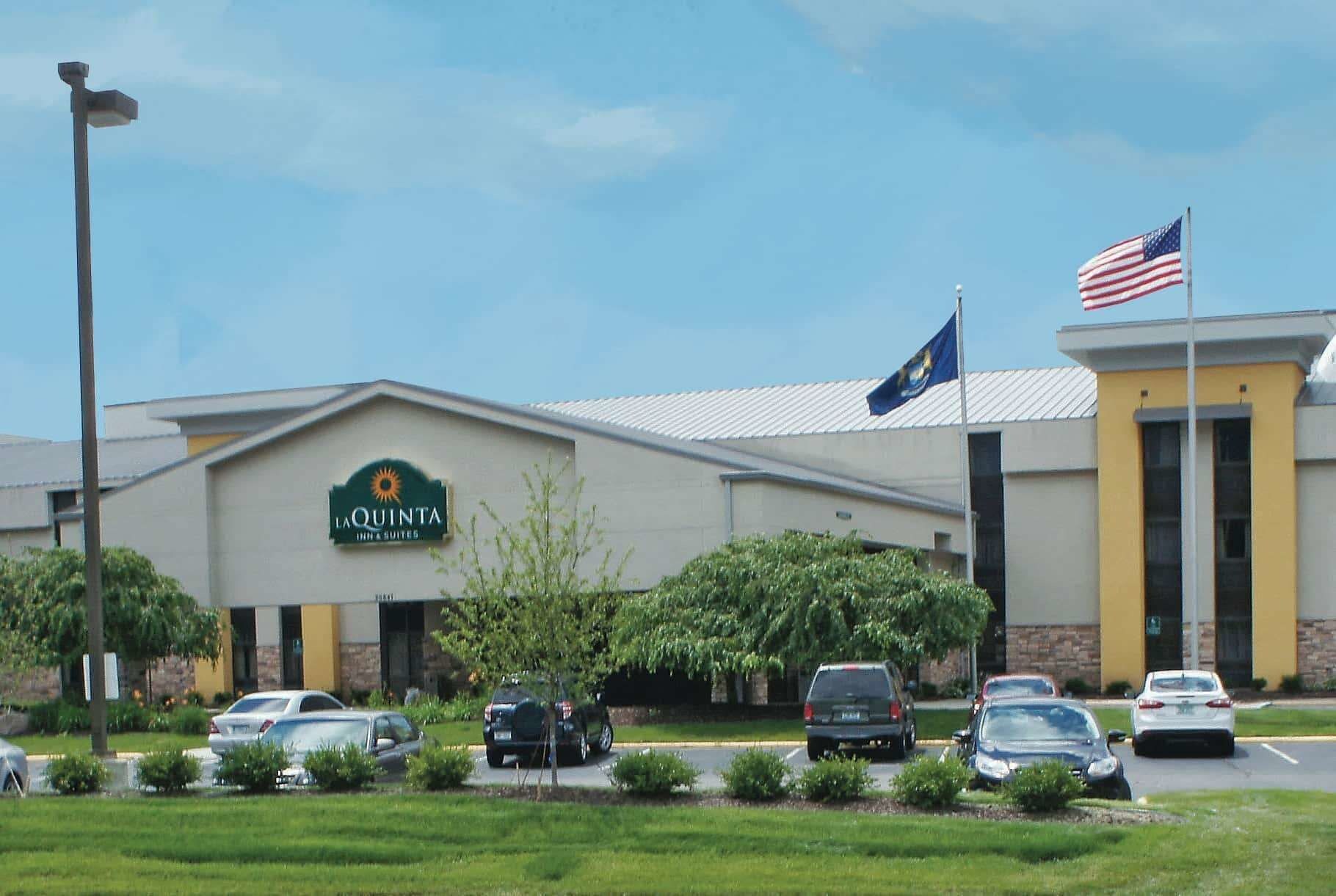 La Quinta Inn & Suites Detroit Metro Airport
