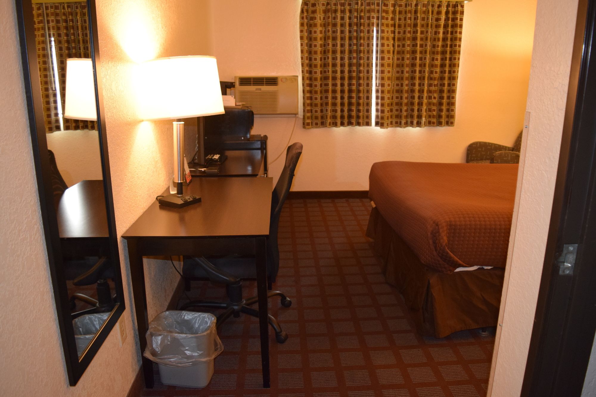 Super 8 by Wyndham Saginaw