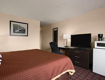 Super 8 by Wyndham Saginaw