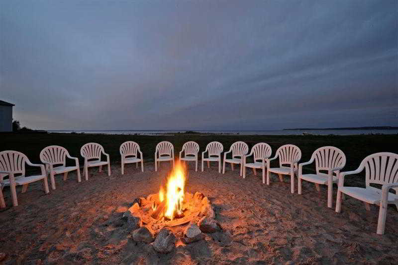 Best Western Harbour Pointe Lakefront