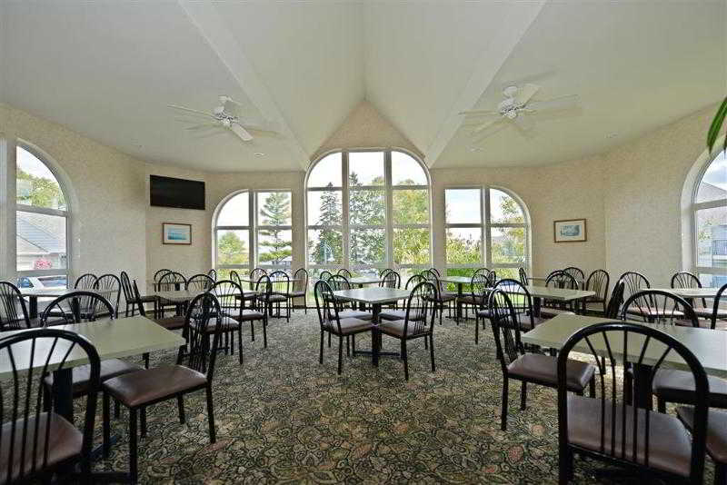 Best Western Harbour Pointe Lakefront