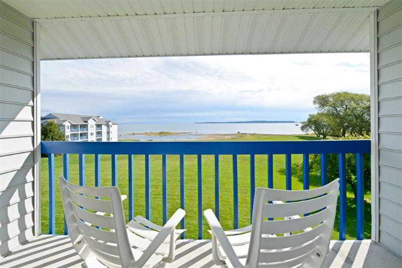 Best Western Harbour Pointe Lakefront