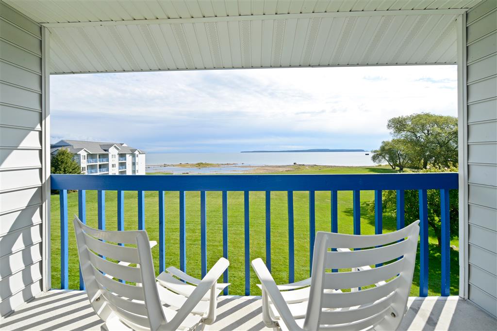 Best Western Harbour Pointe Lakefront