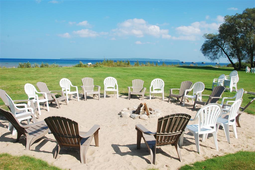 Best Western Harbour Pointe Lakefront