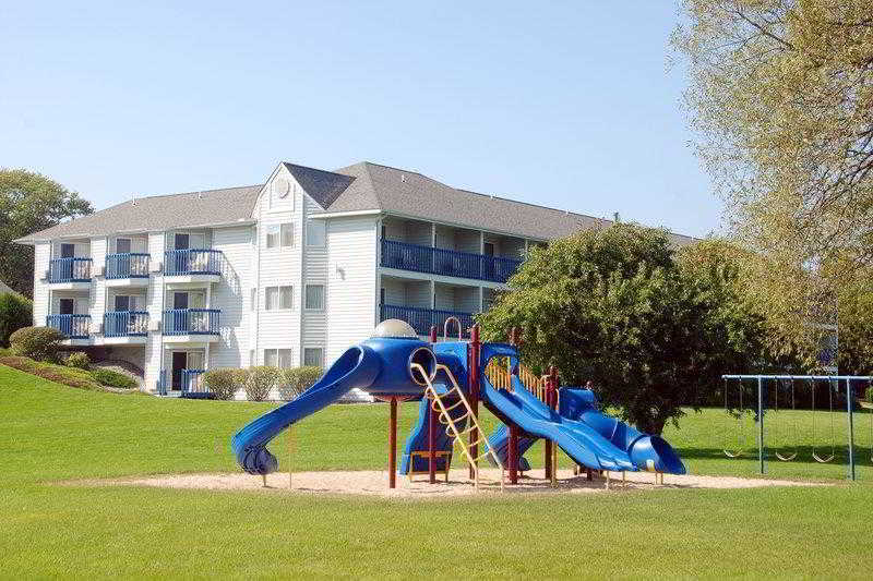 Best Western Harbour Pointe Lakefront