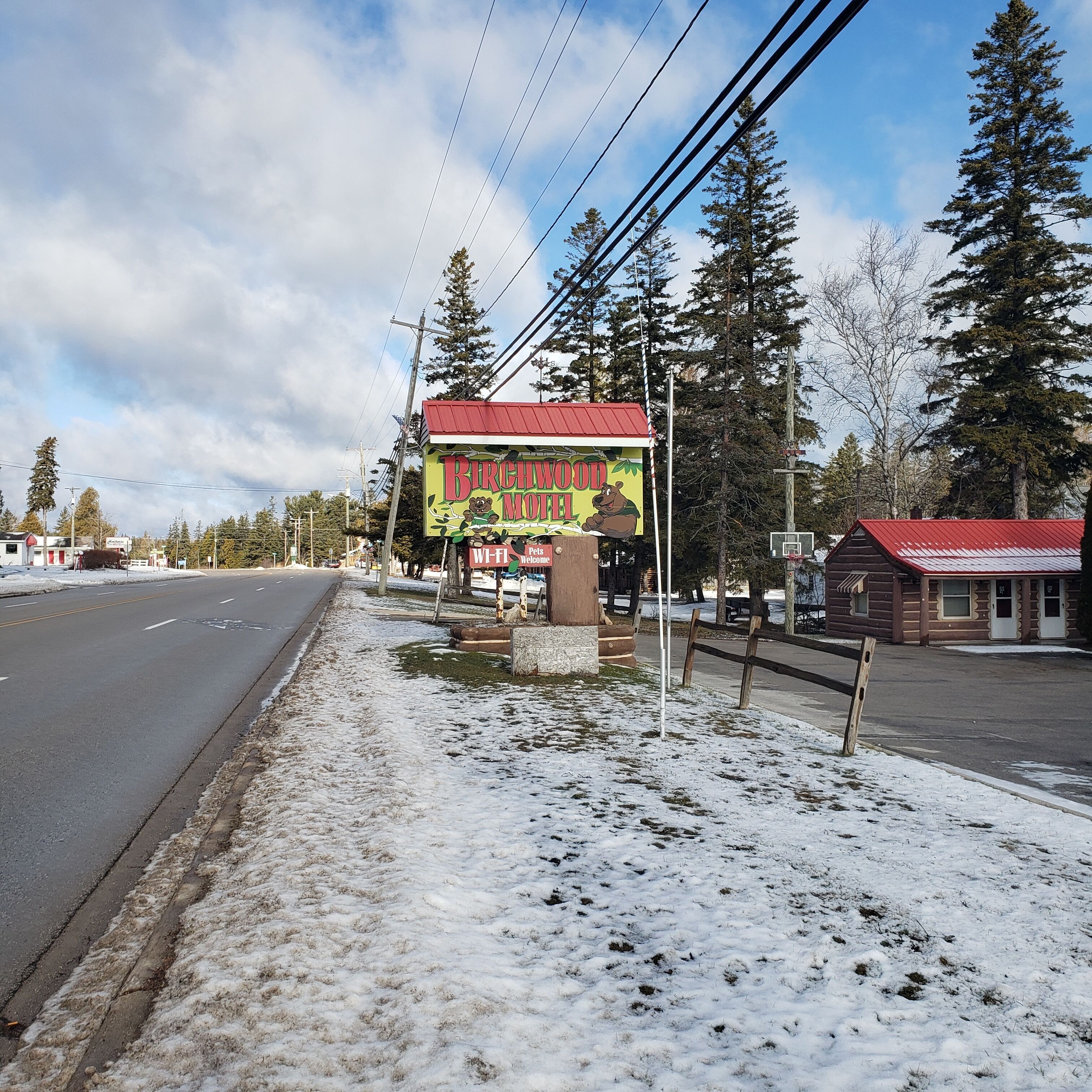 Birchwood Motel