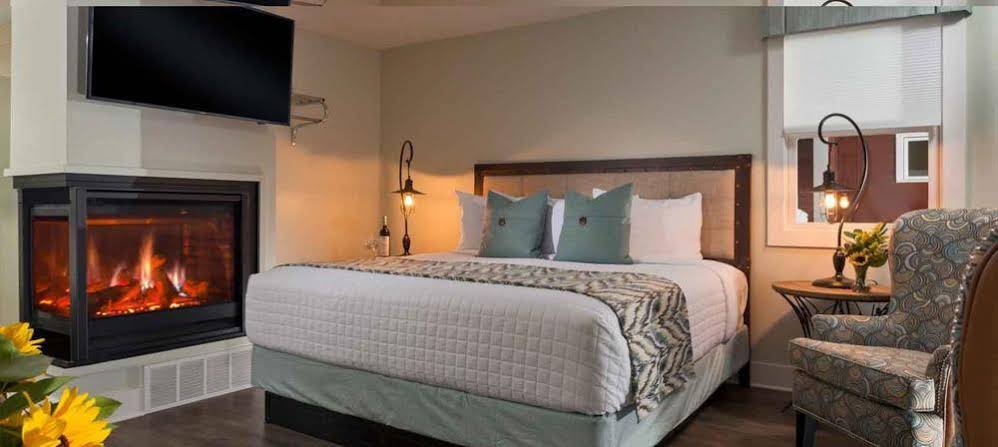 The Hotel Saugatuck