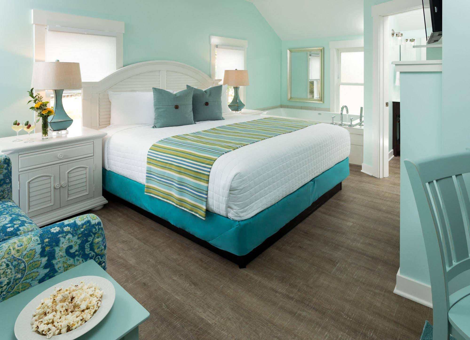 The Hotel Saugatuck