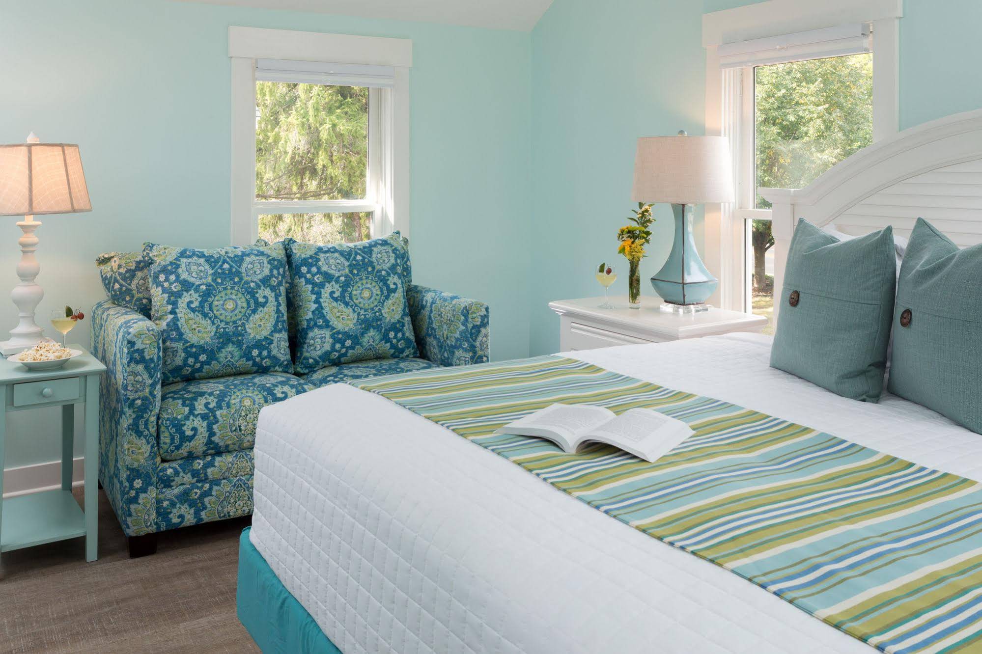 The Hotel Saugatuck