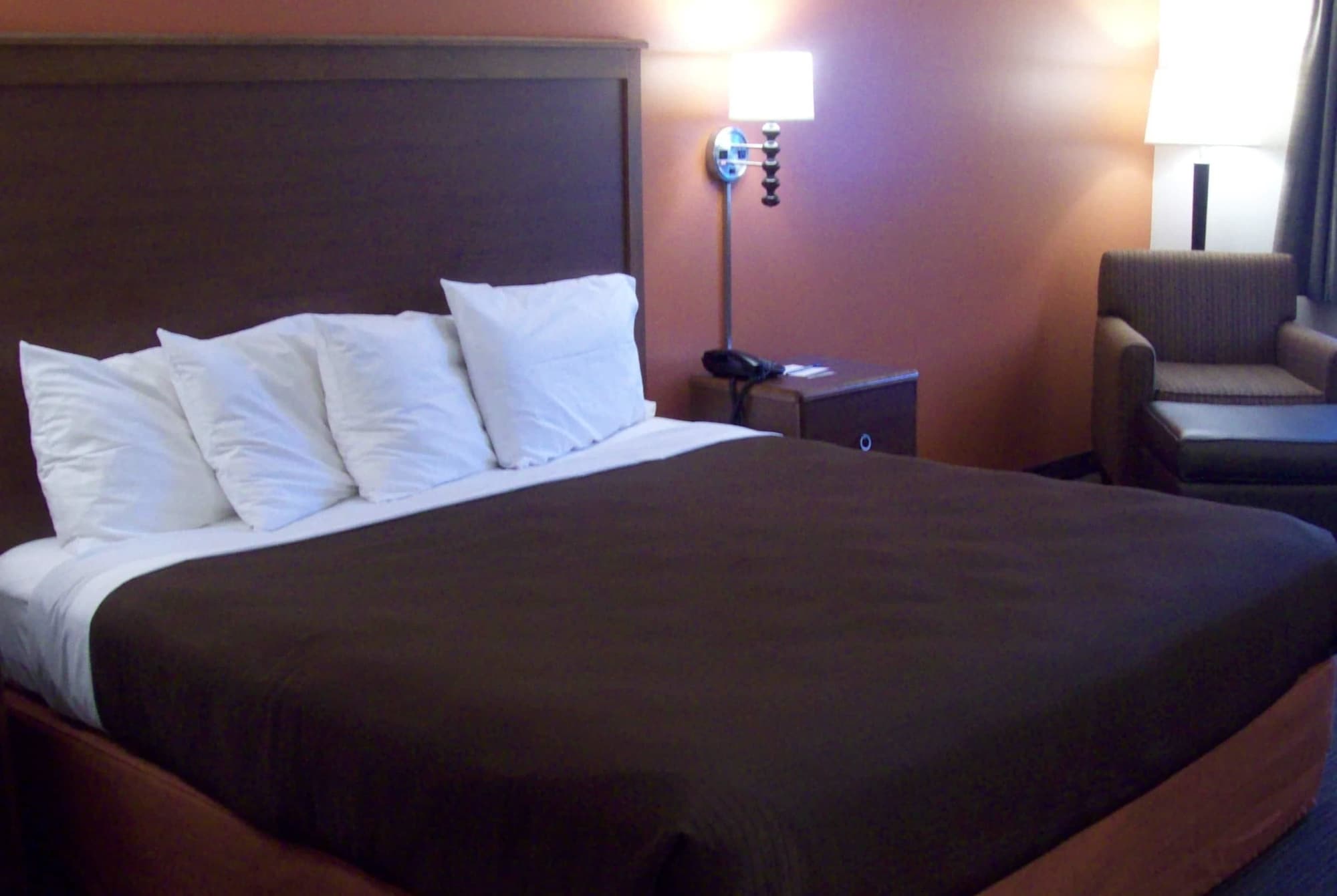AmericInn by Wyndham Silver City