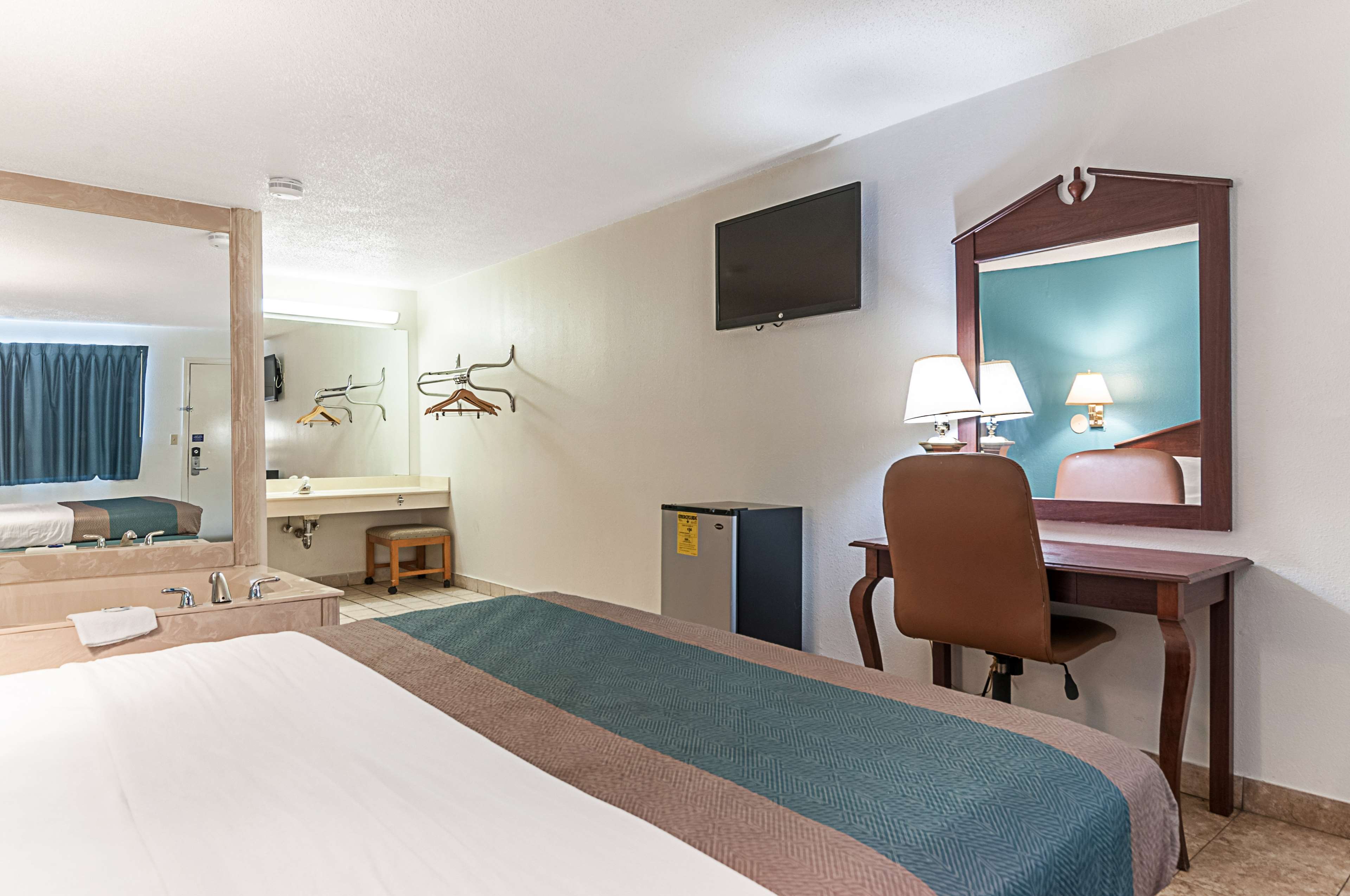 Motel 6 Detroit Southgate