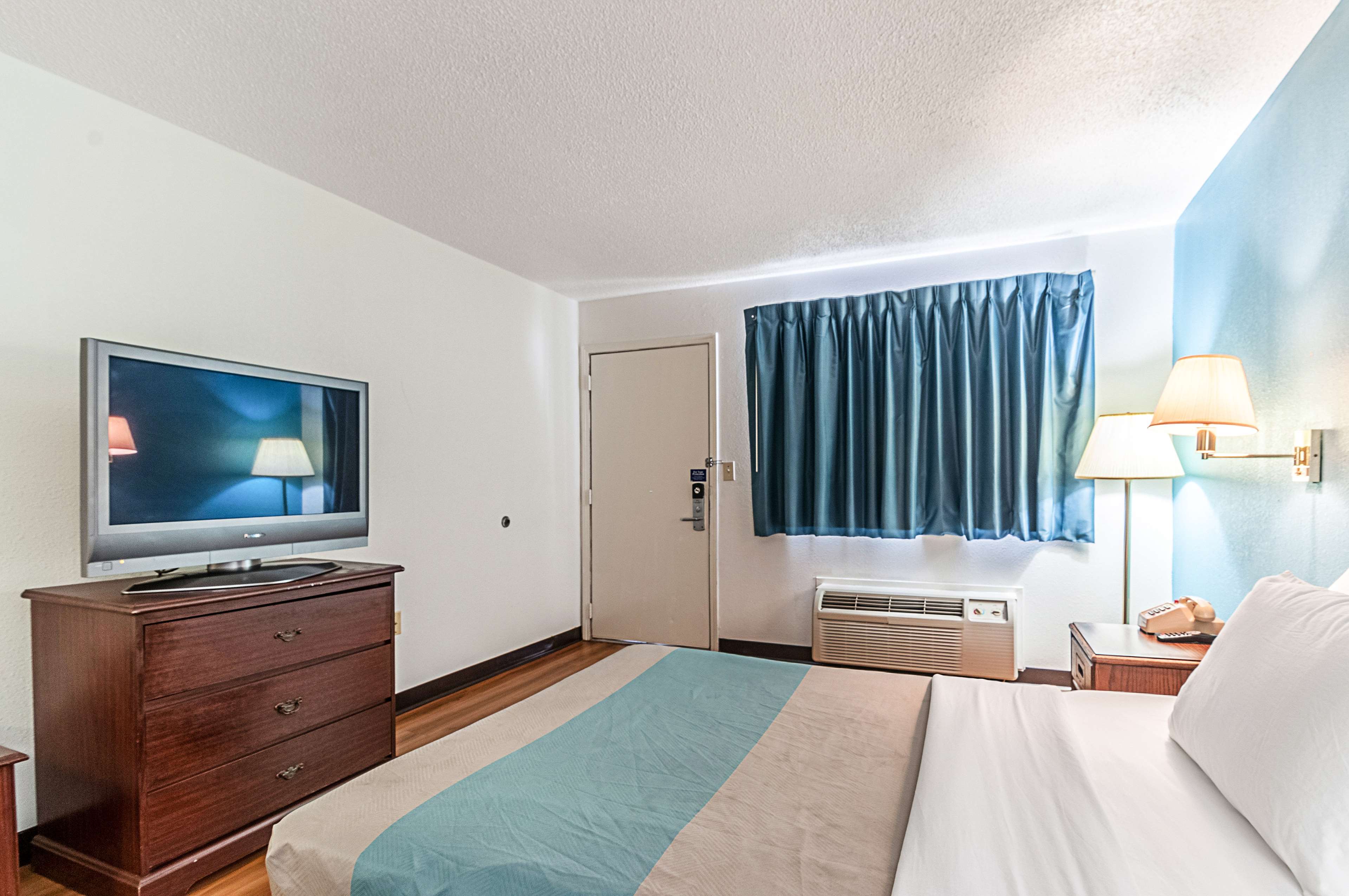 Motel 6 Detroit Southgate