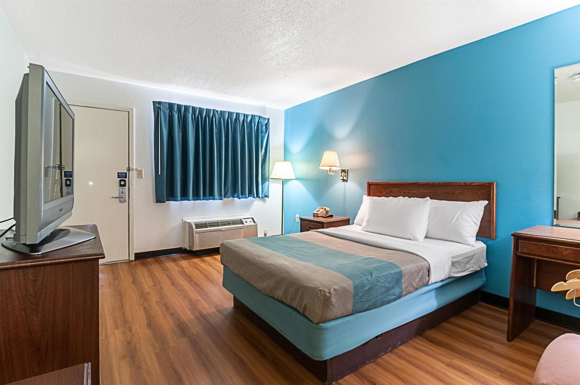 Motel 6 Detroit Southgate