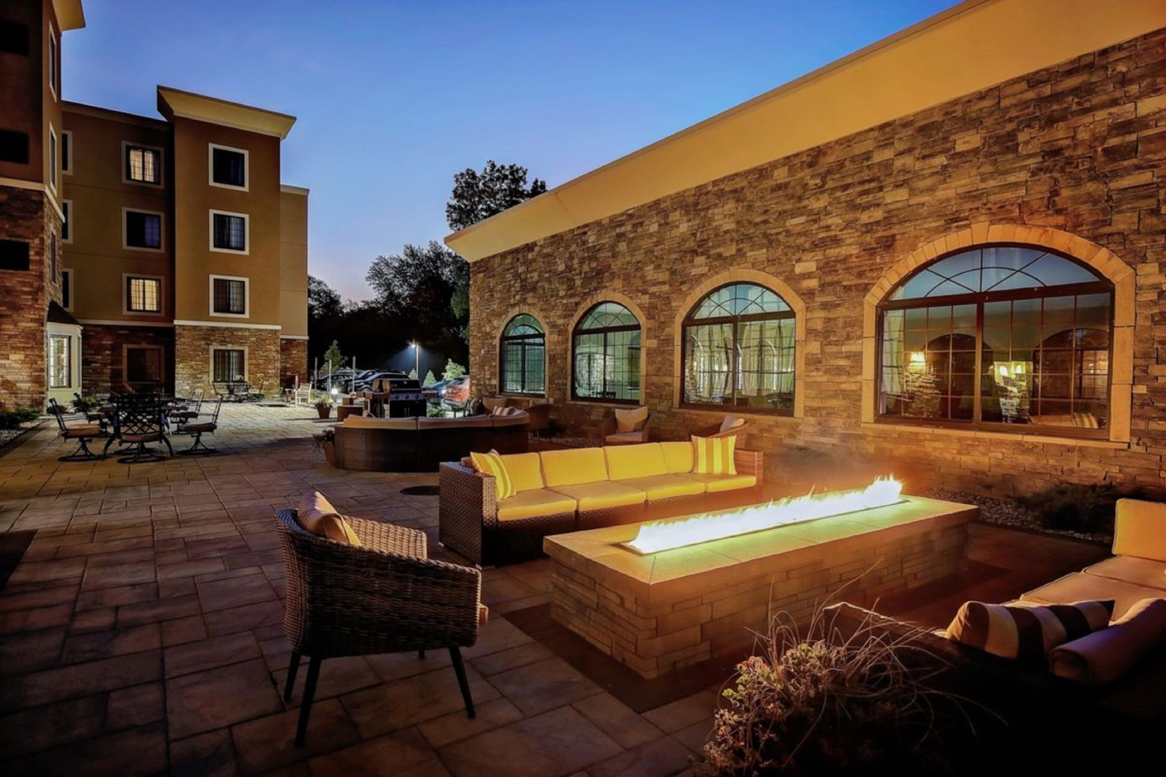 Staybridge Suites Southgate – Detroit Area