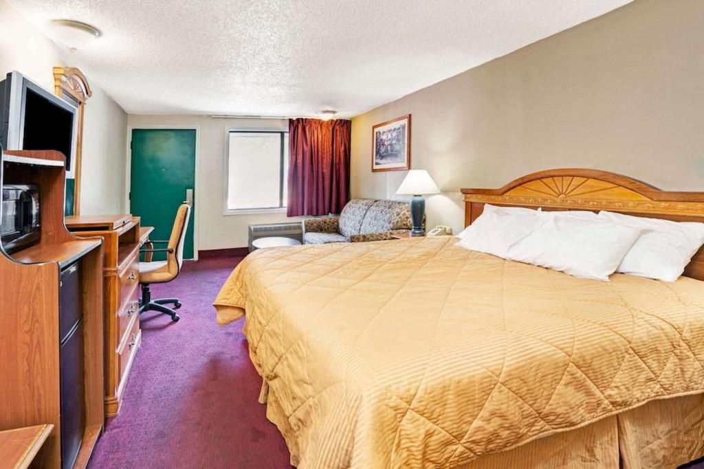 Knights Inn Detroit Area Sterling Heights