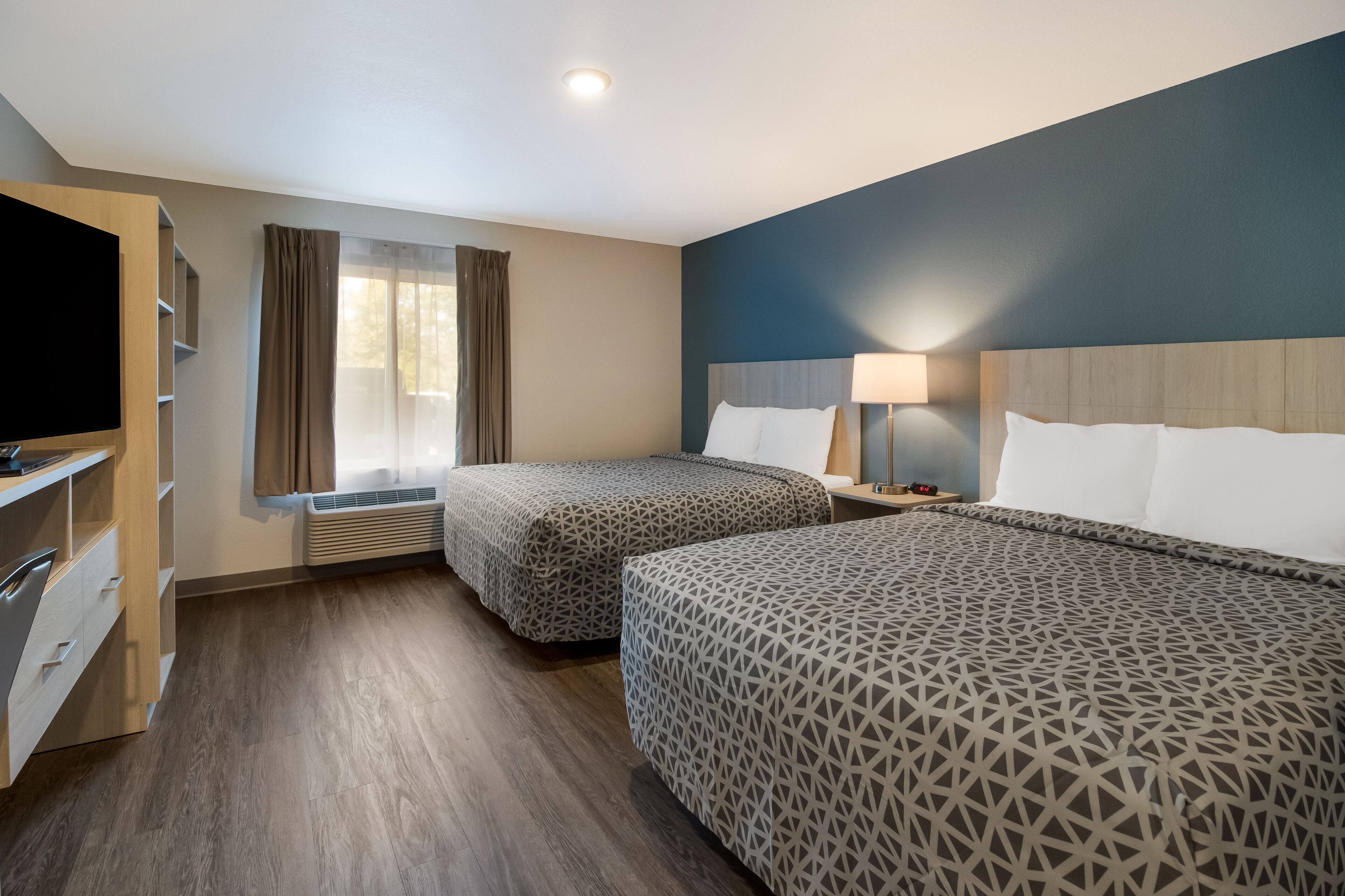 WoodSpring Suites Detroit Sterling Heights