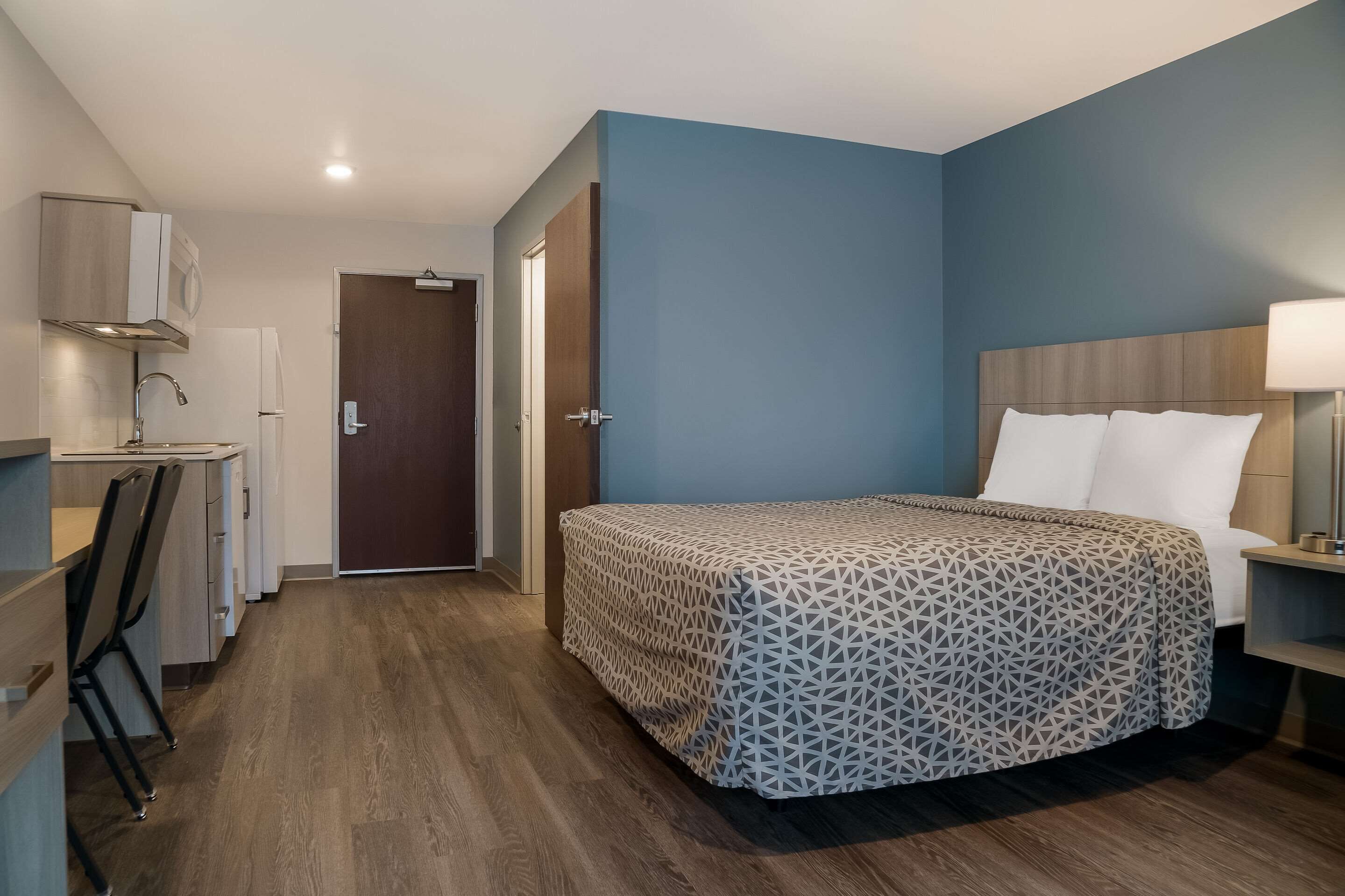 WoodSpring Suites Detroit Sterling Heights
