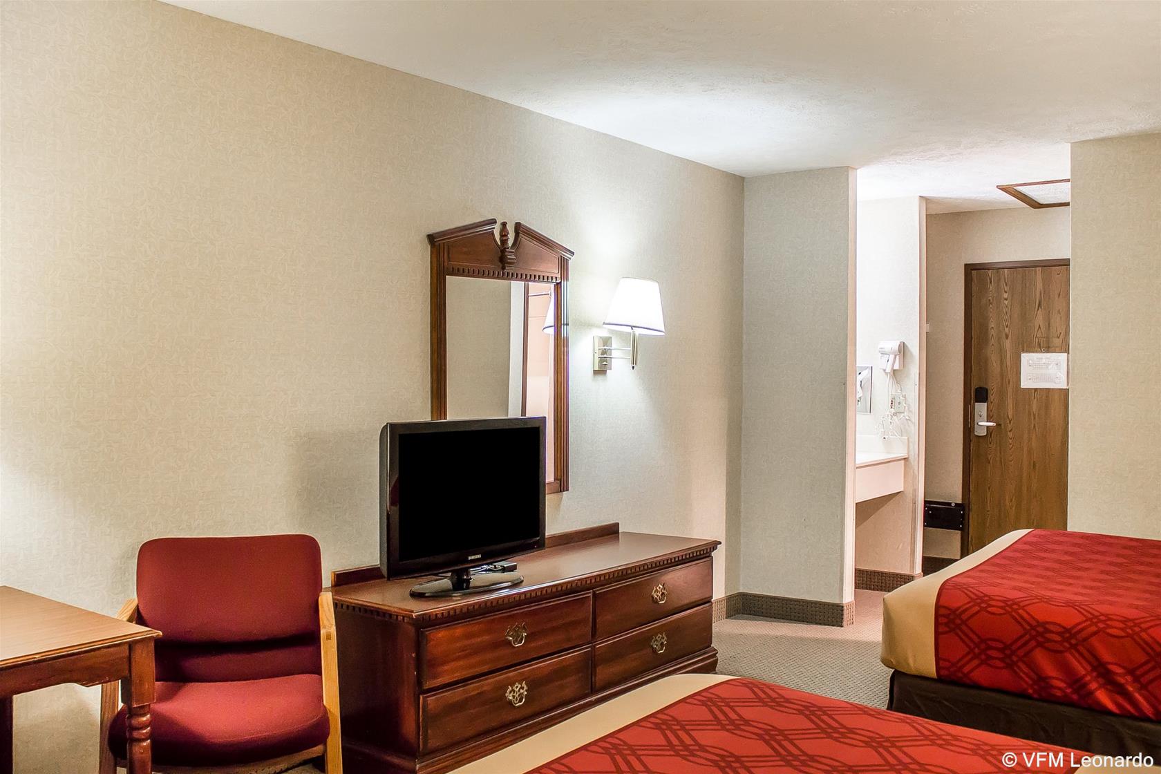 Econo Lodge Traverse City