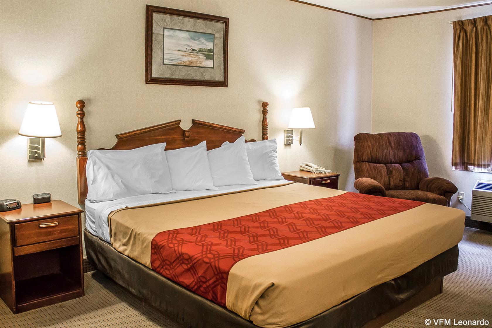 Econo Lodge Traverse City