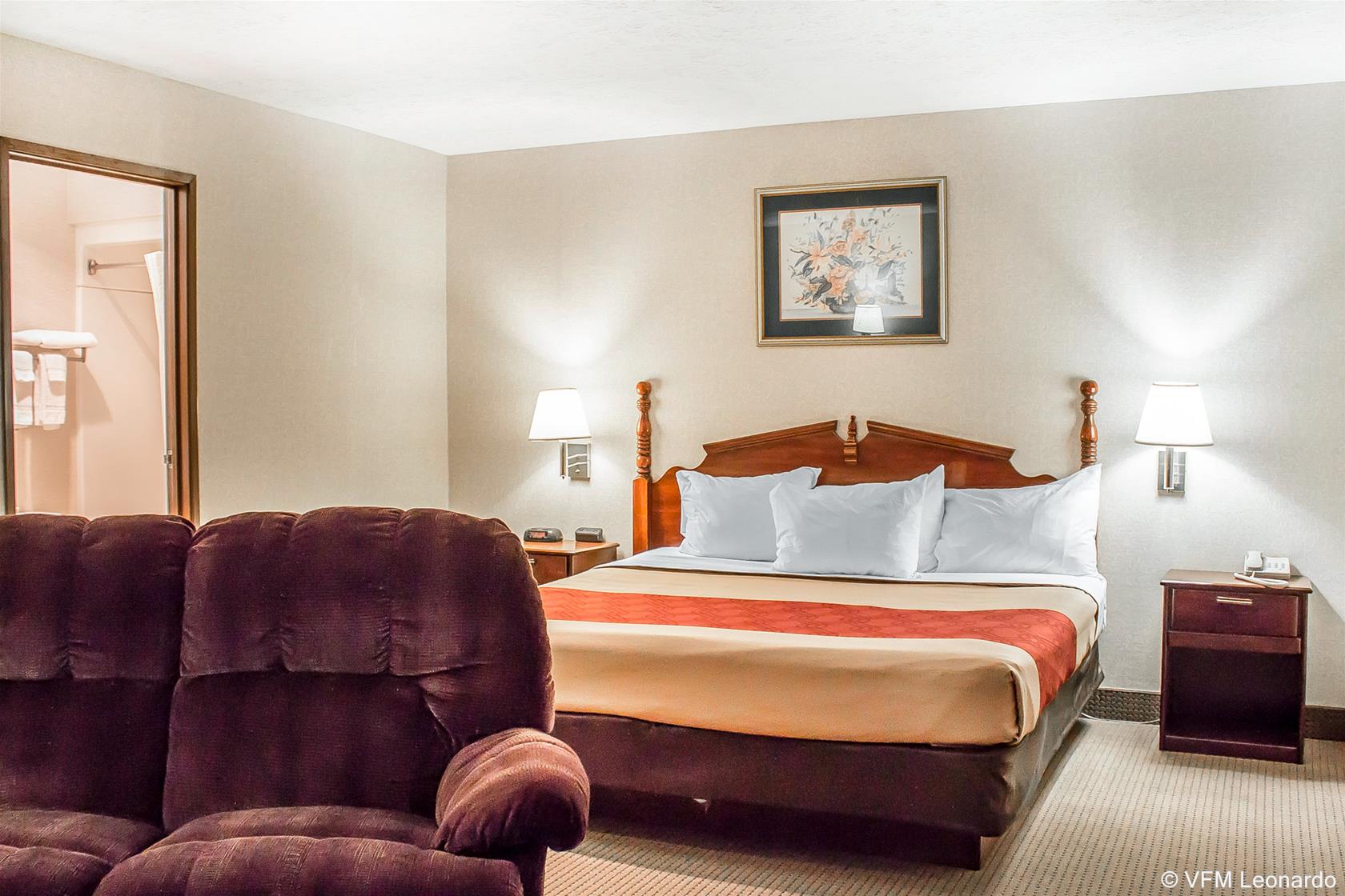 Econo Lodge Traverse City