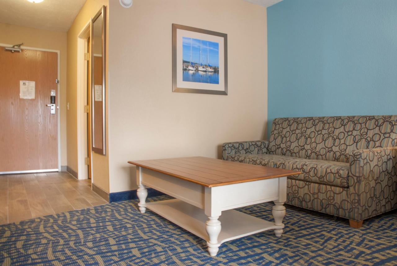 Grand Beach Resort Hotel