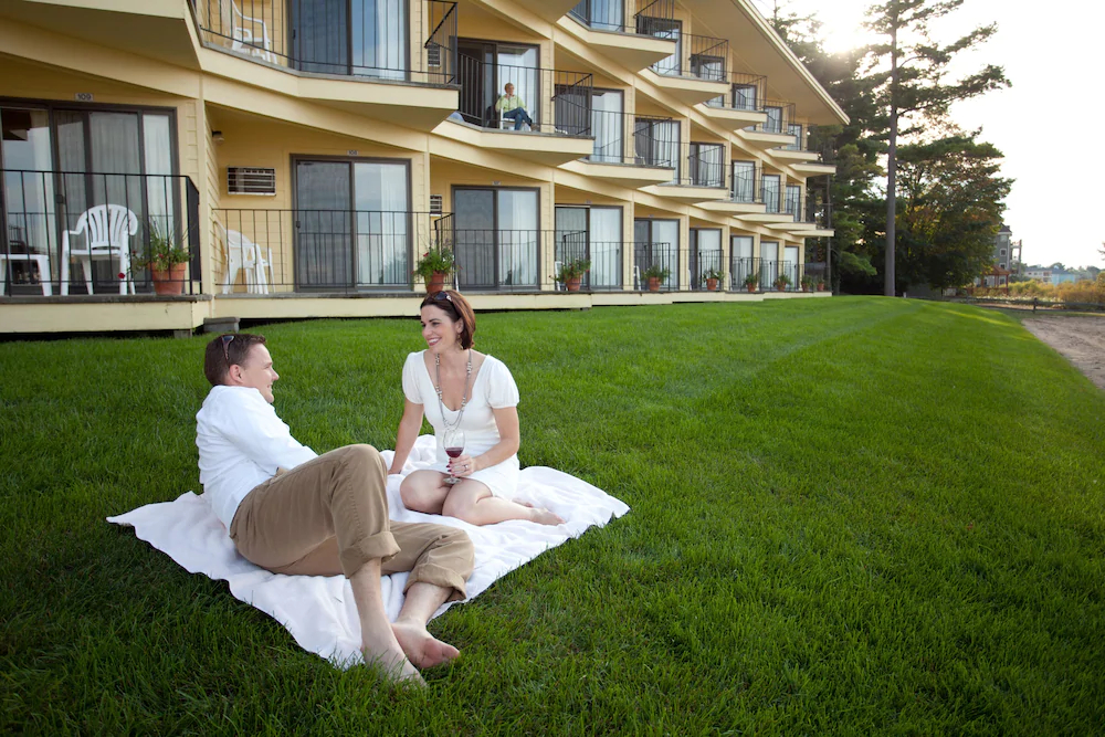 Pointes North Beachfront Resort Hotel