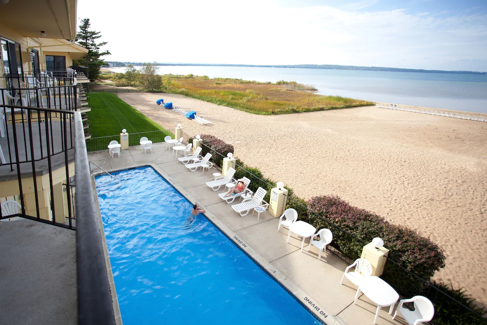 Pointes North Beachfront Resort Hotel