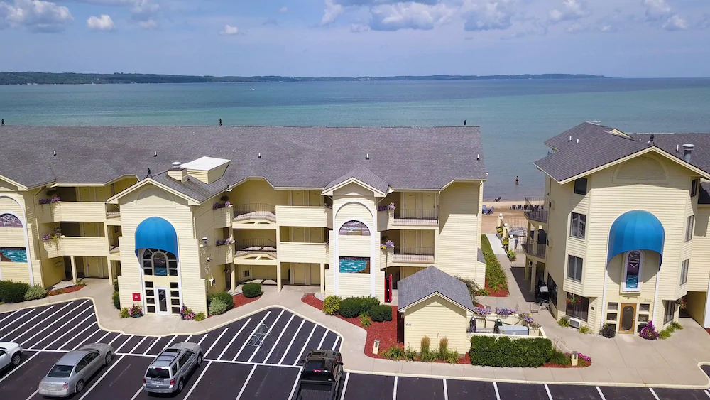 Pointes North Beachfront Resort Hotel