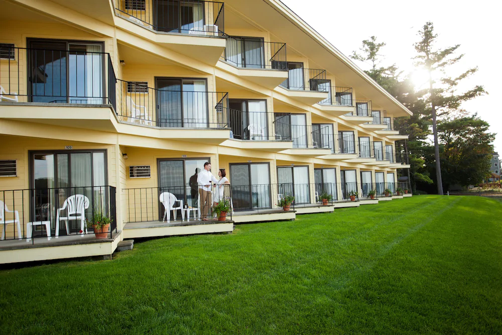 Pointes North Beachfront Resort Hotel