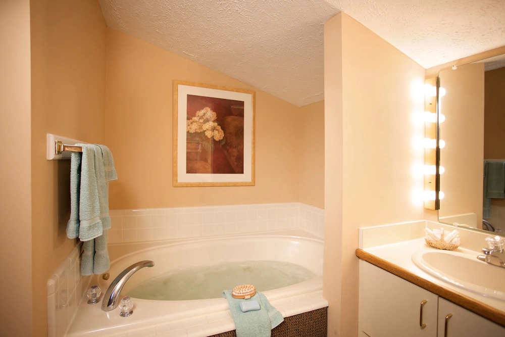 Pointes North Beachfront Resort Hotel