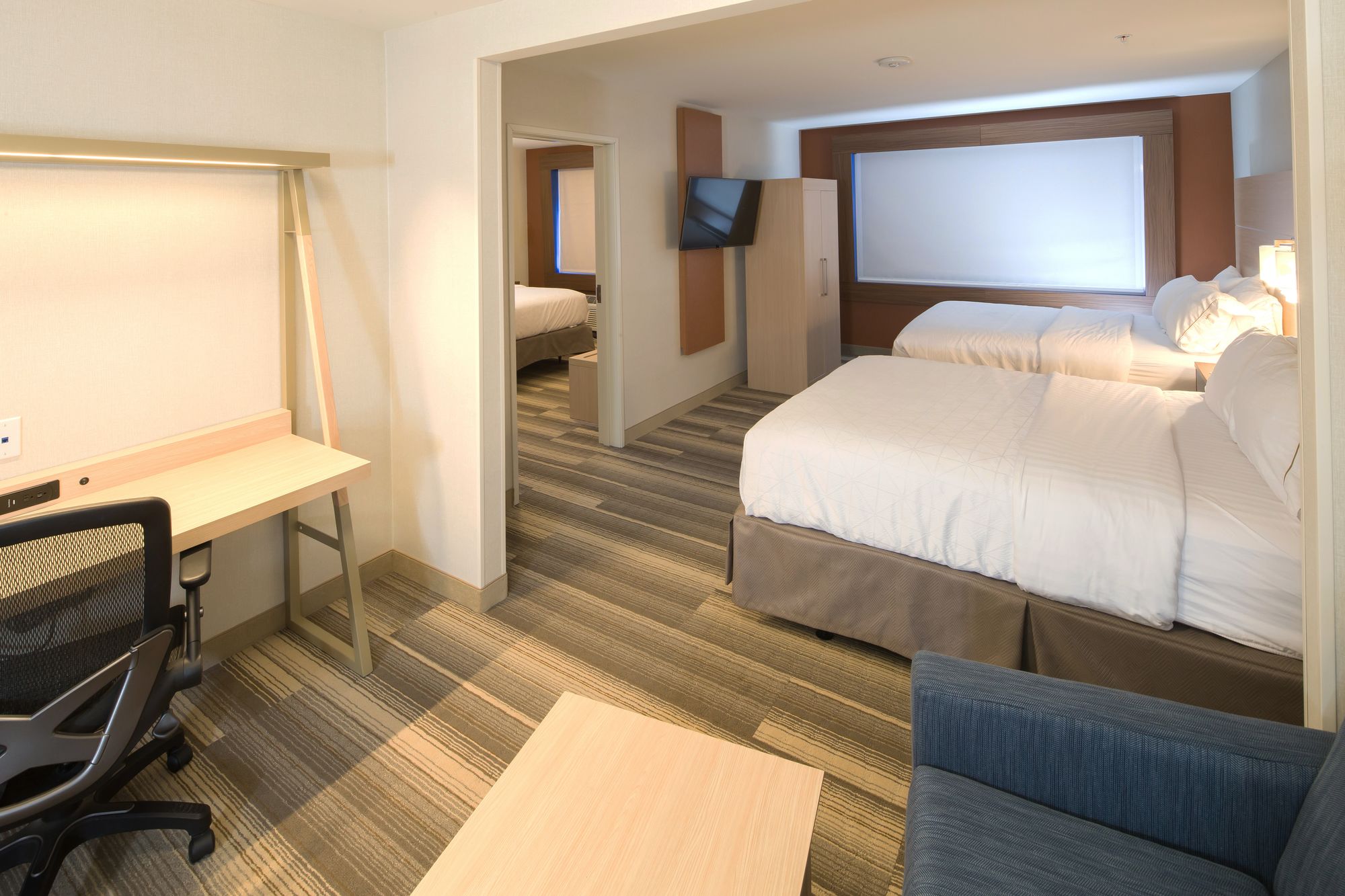 Holiday Inn Express Hotel & Suites Detroit - Utica