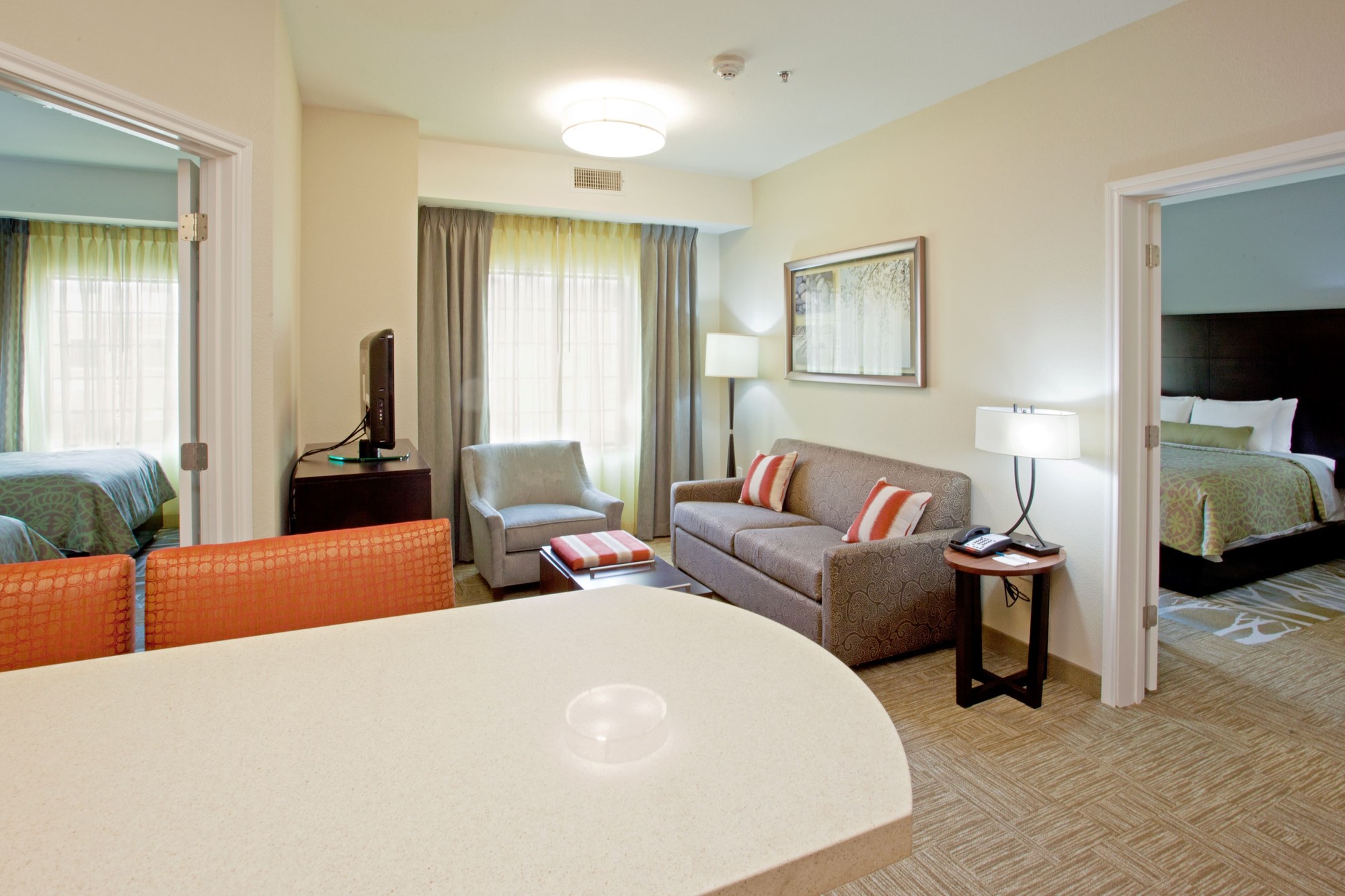 Staybridge Suites Detroit - Utica