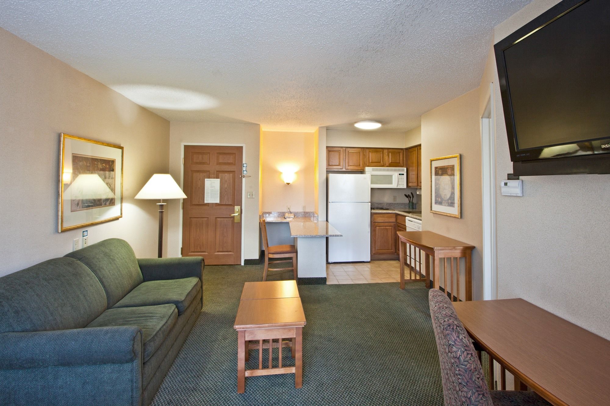 Staybridge Suites Detroit - Utica